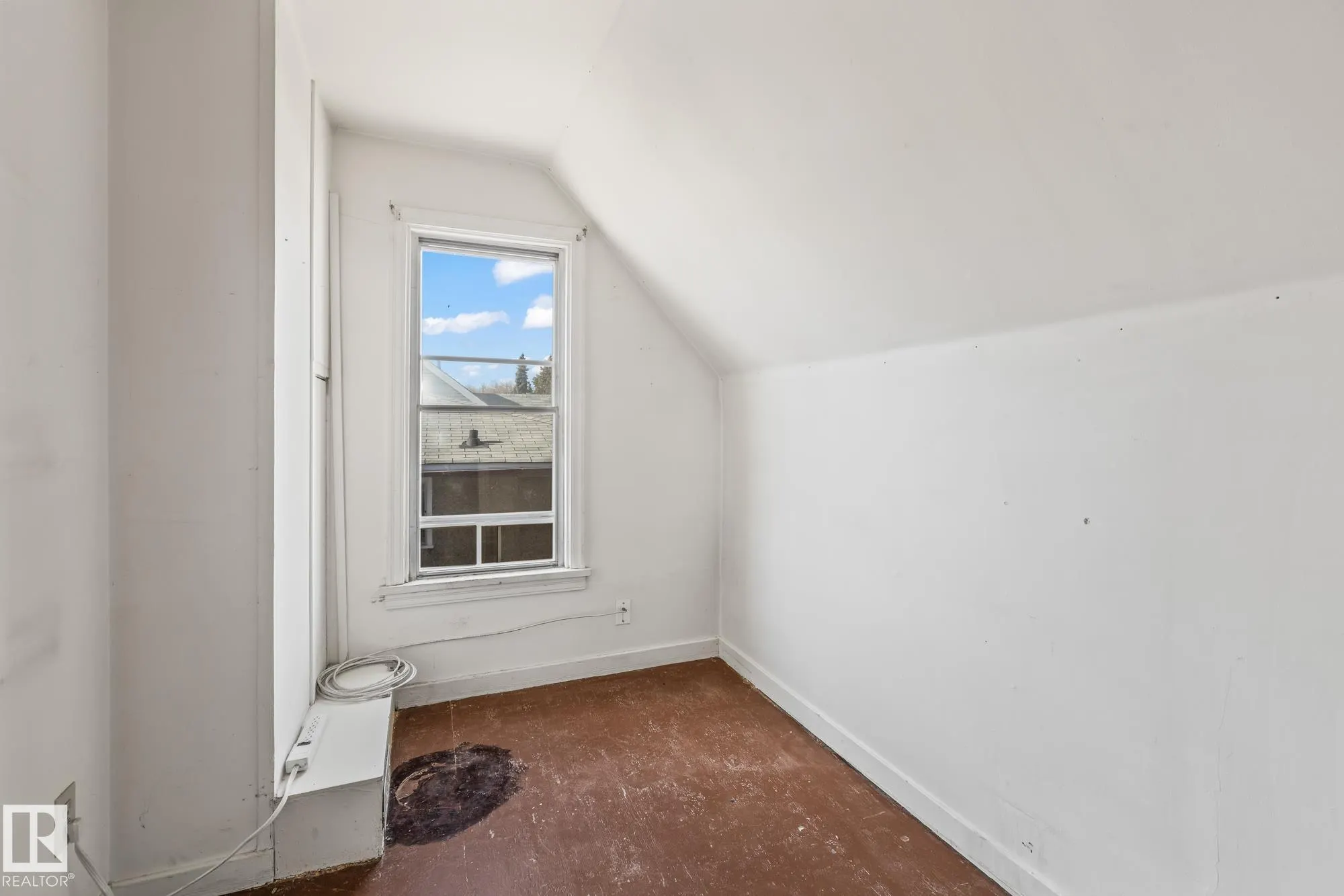 9325 110 Avenue