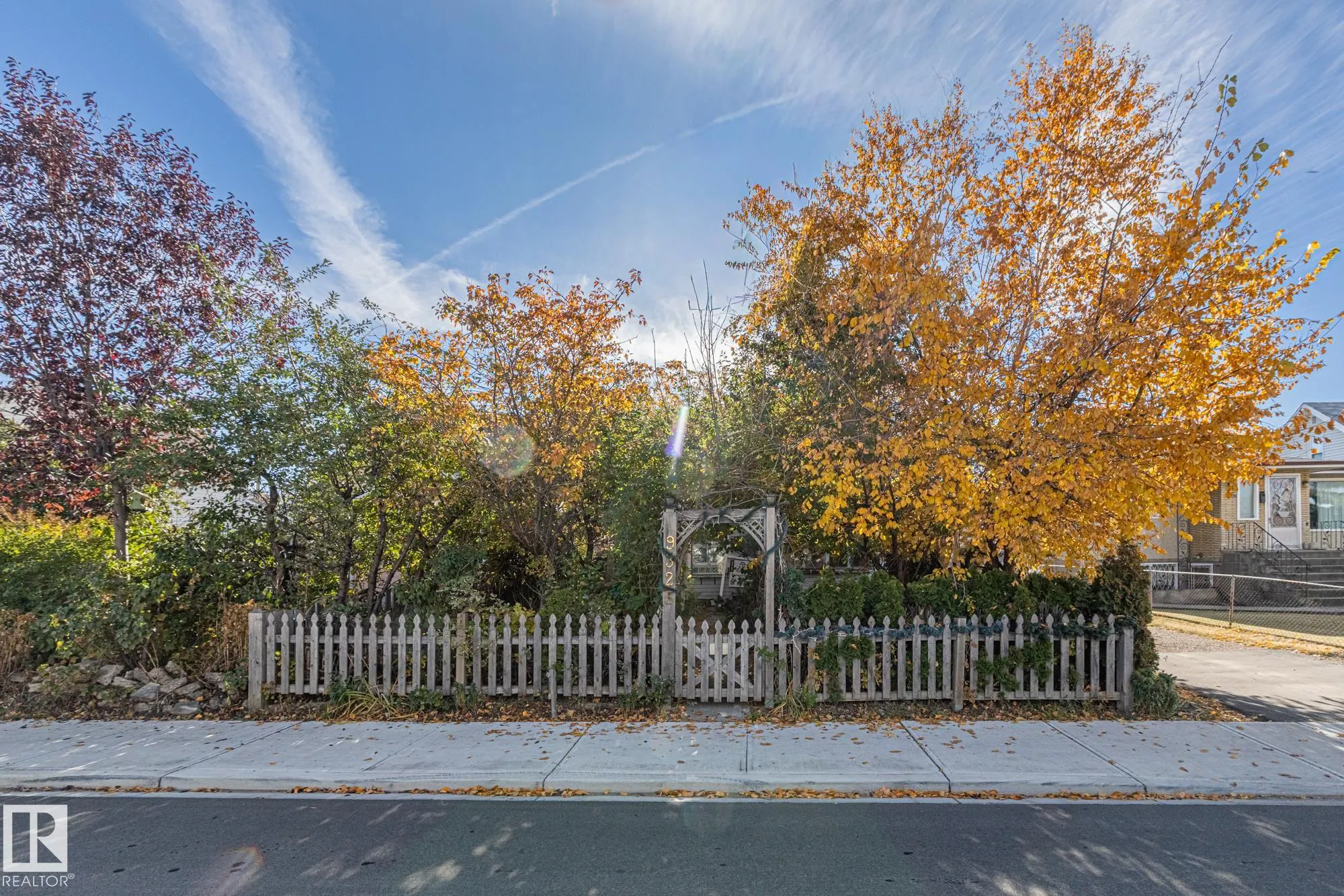 9325 110 Avenue