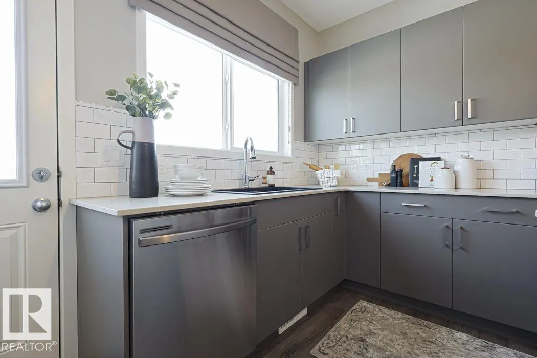 58 SUMAC Close