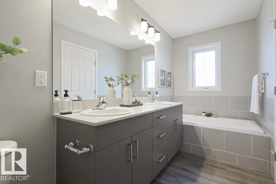 58 SUMAC Close