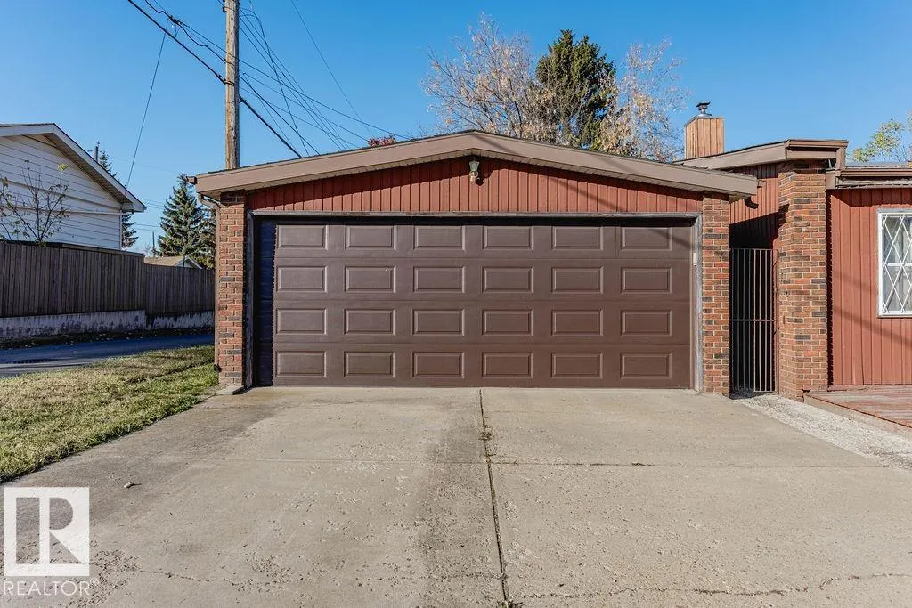 13546 90 Street