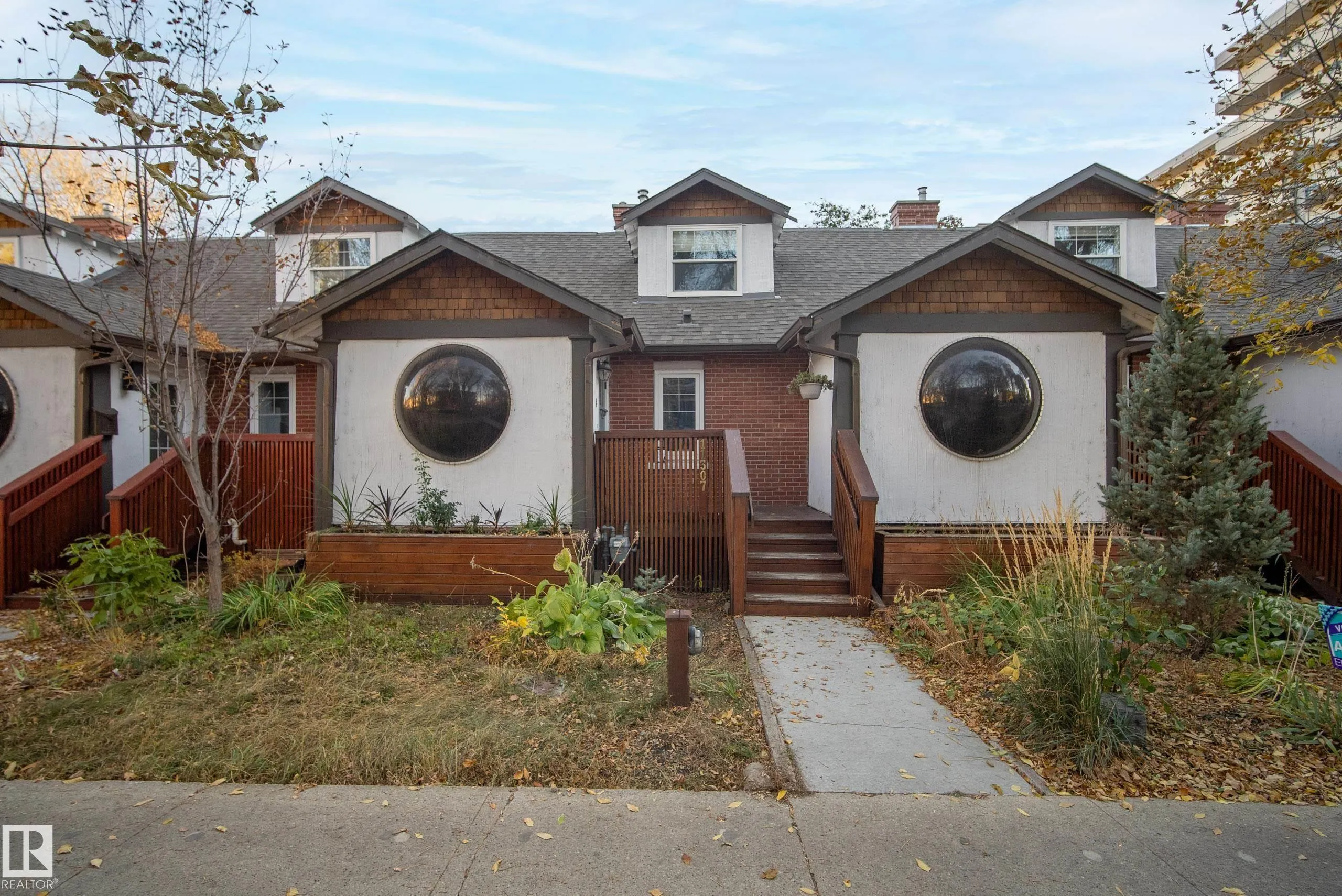 11307 102 Avenue