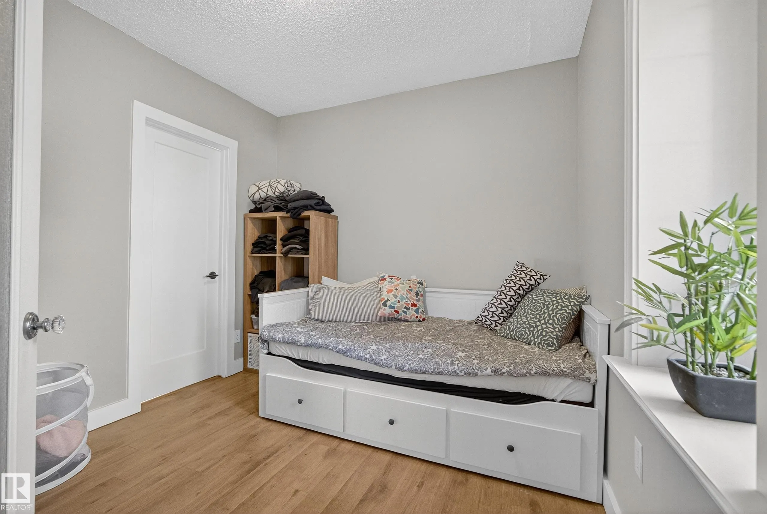 11307 102 Avenue