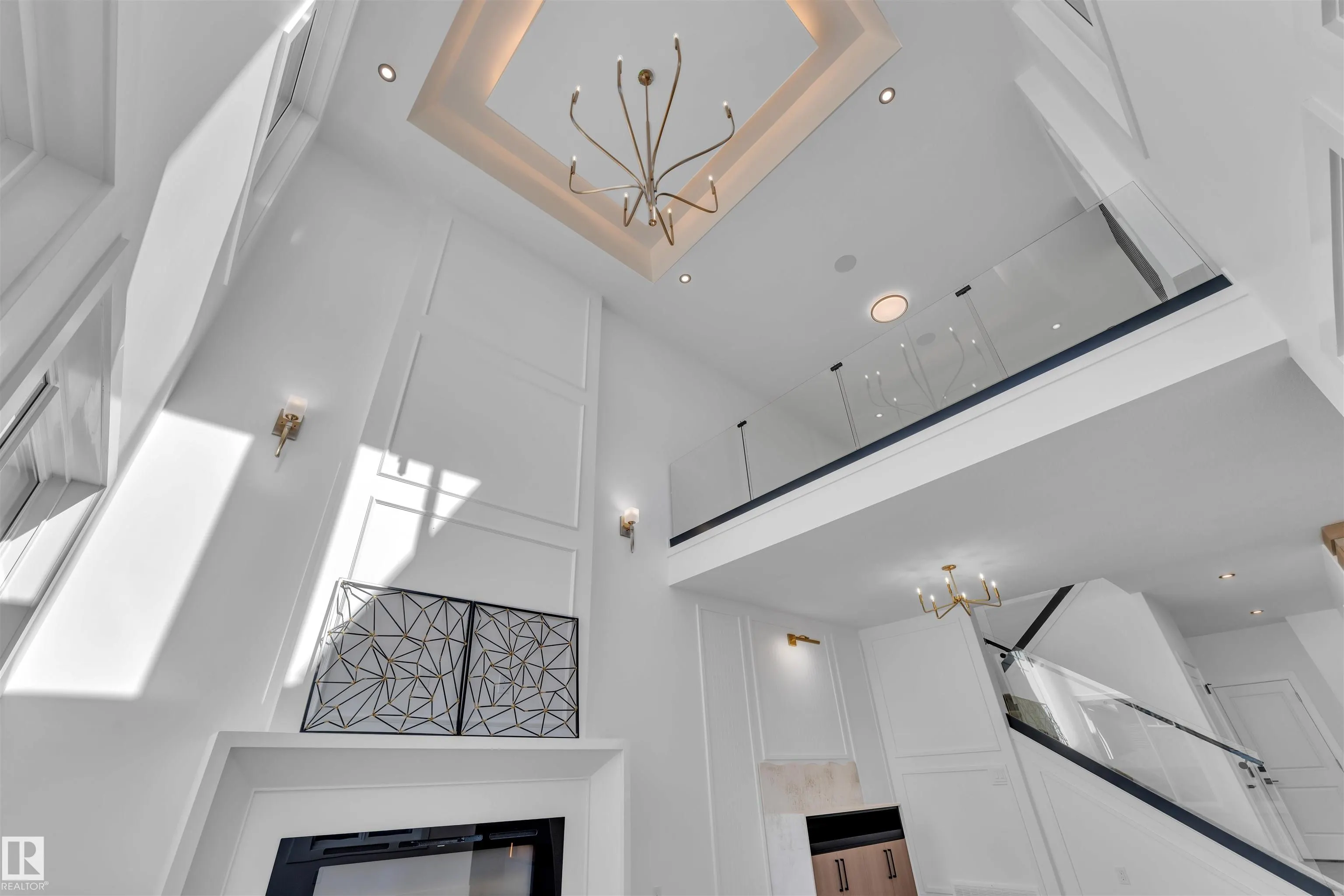 139 Creekside Lane