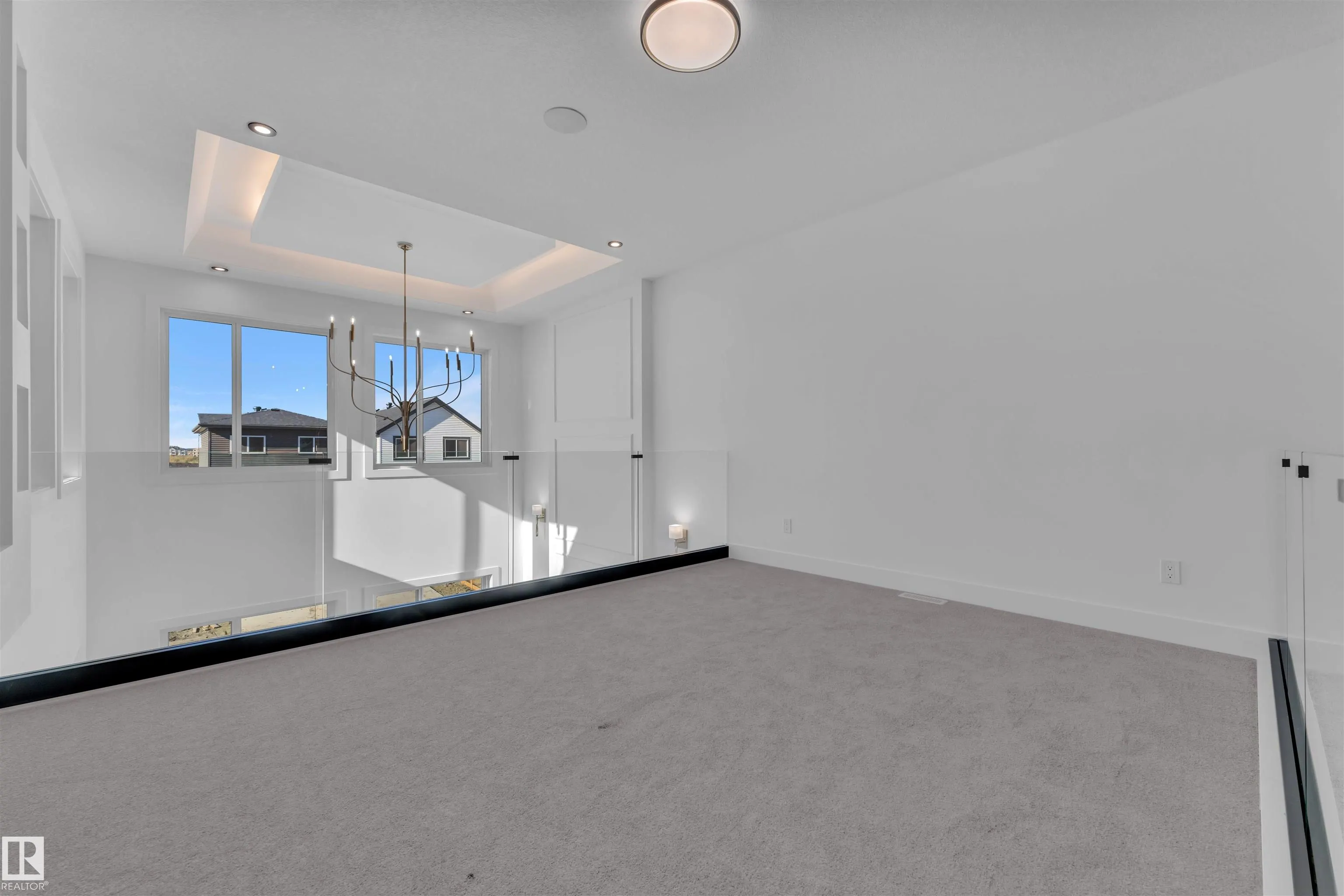 139 Creekside Lane