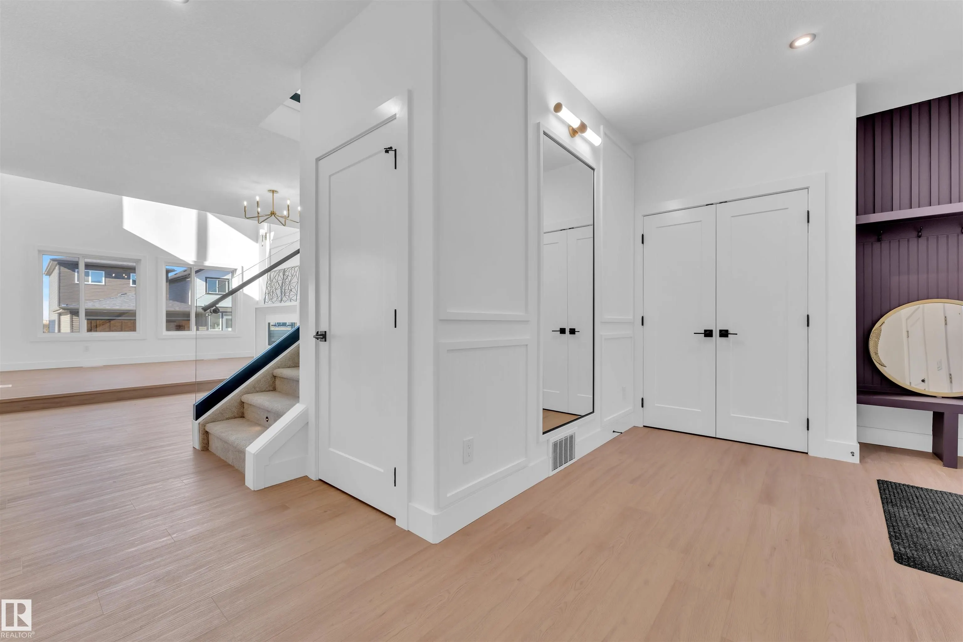 139 Creekside Lane