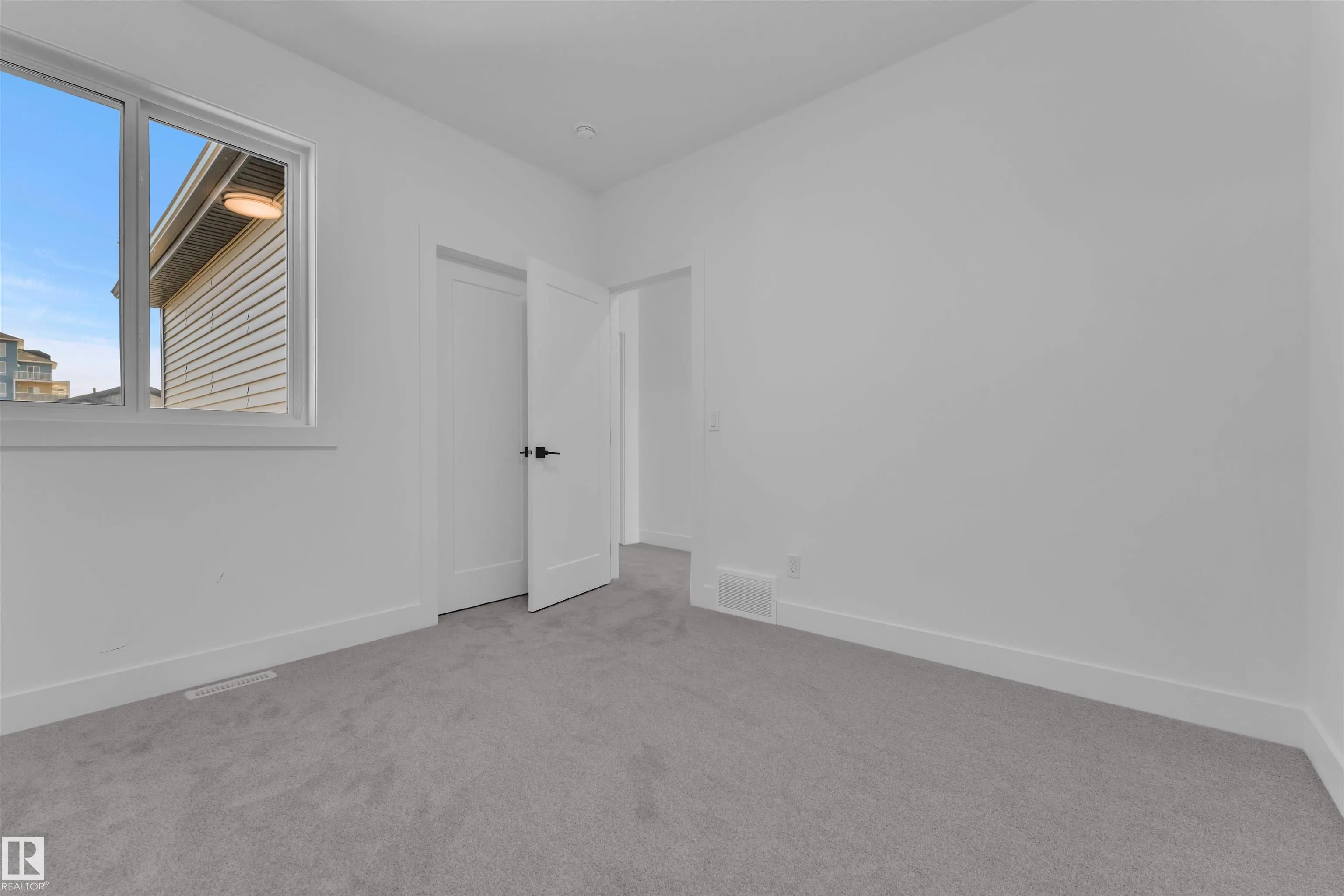 139 Creekside Lane