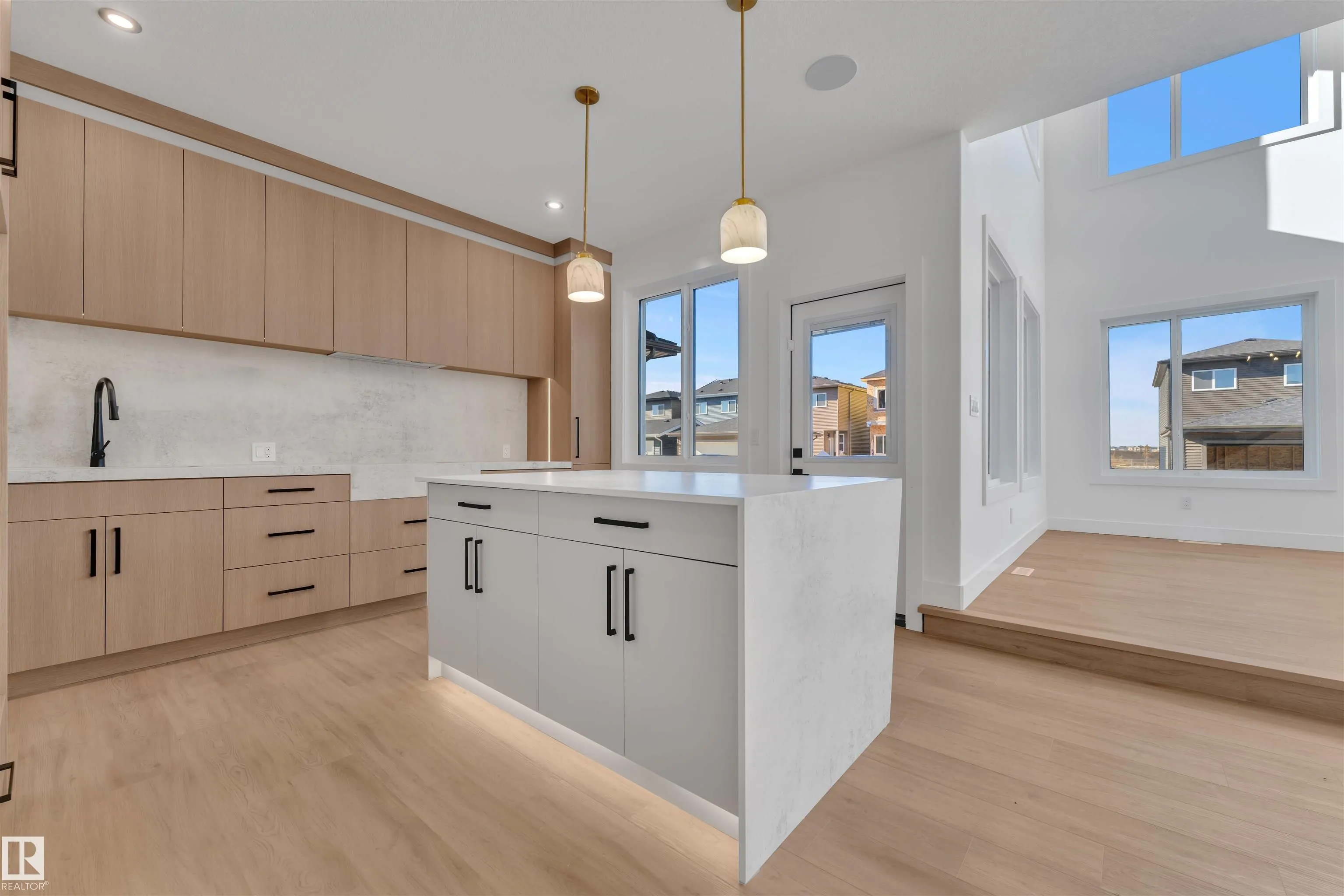 139 Creekside Lane