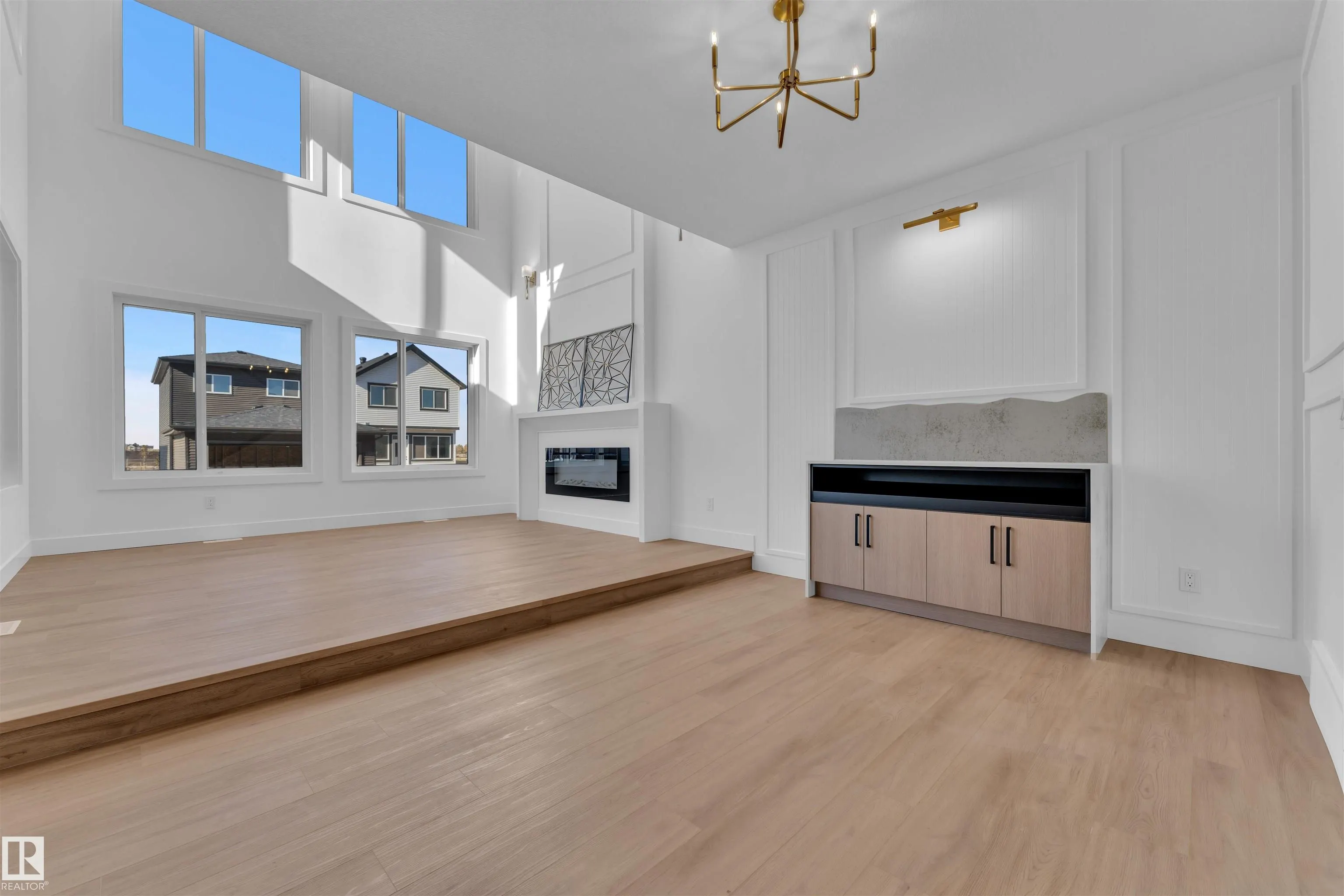 139 Creekside Lane