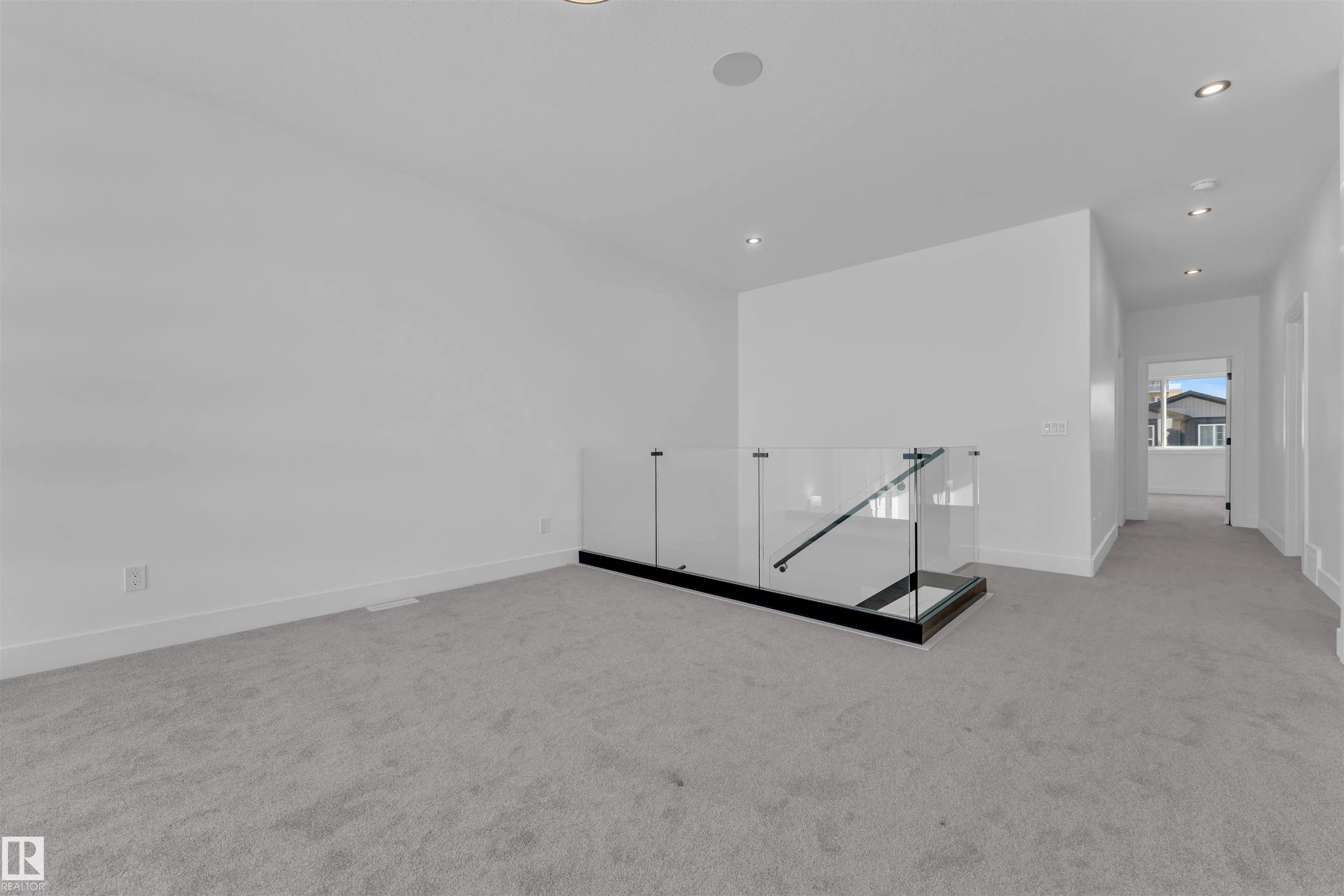 139 Creekside Lane