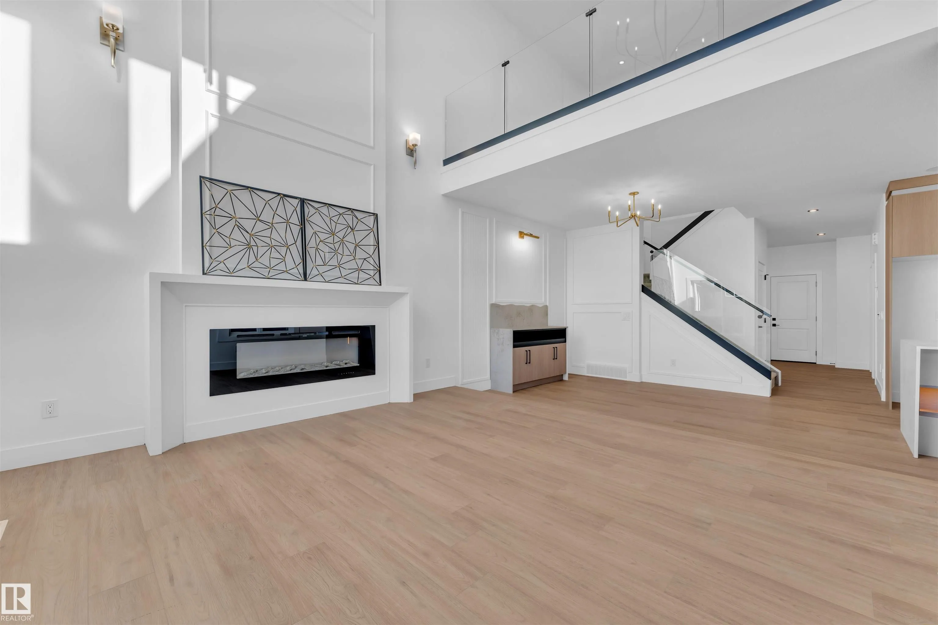 139 Creekside Lane