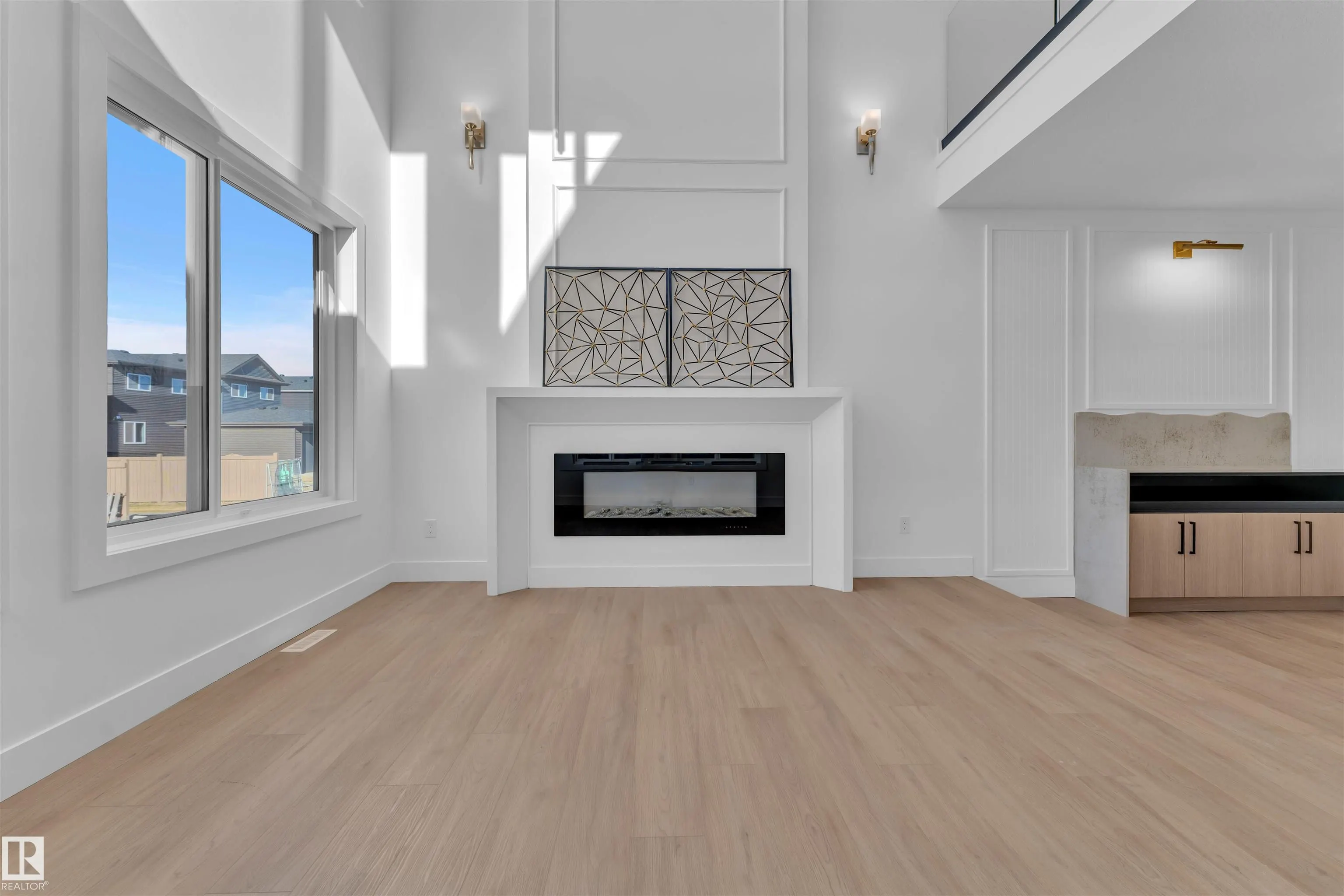 139 Creekside Lane