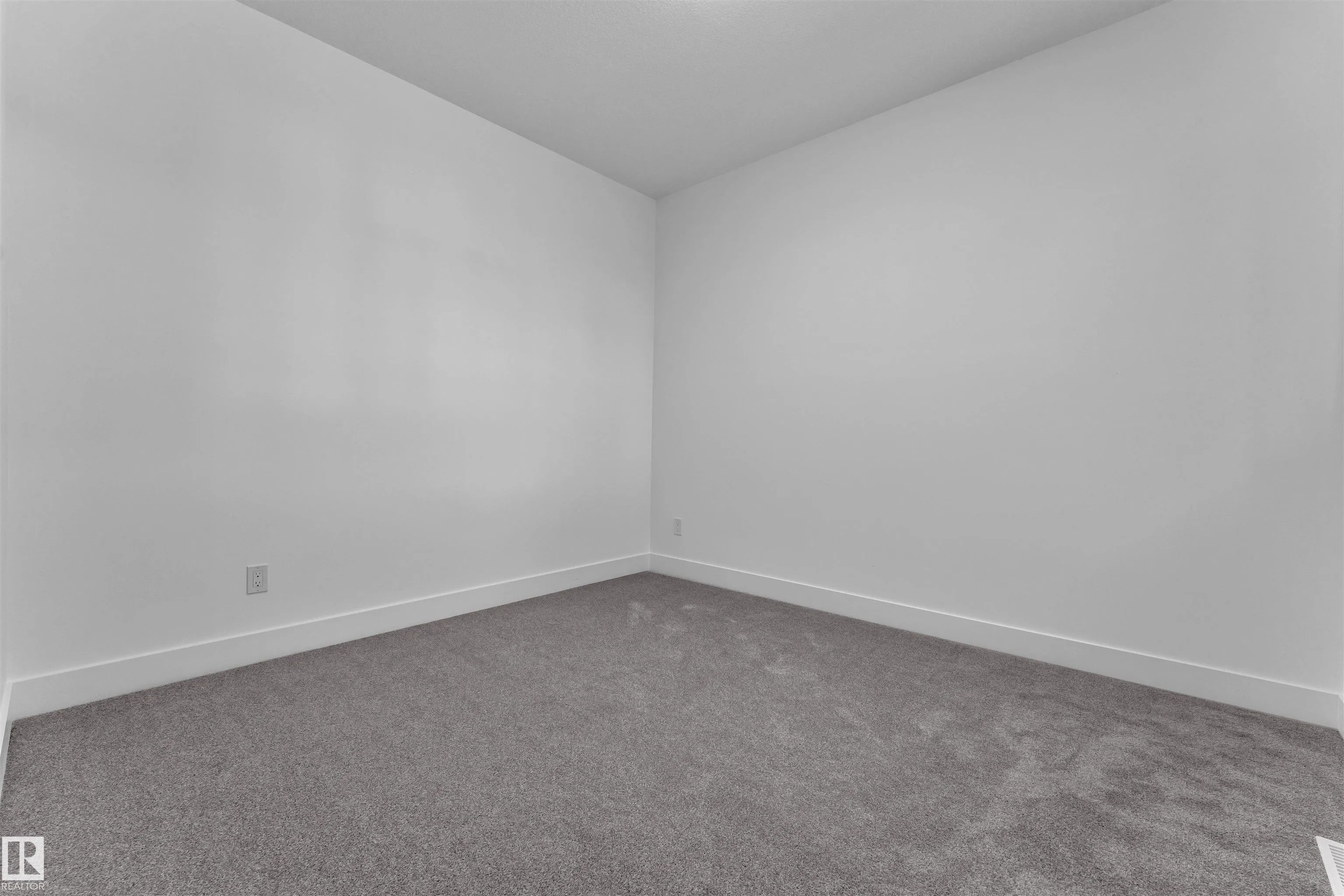139 Creekside Lane