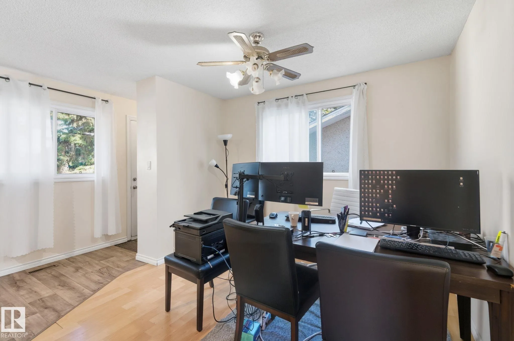 9508 9510 128 Avenue