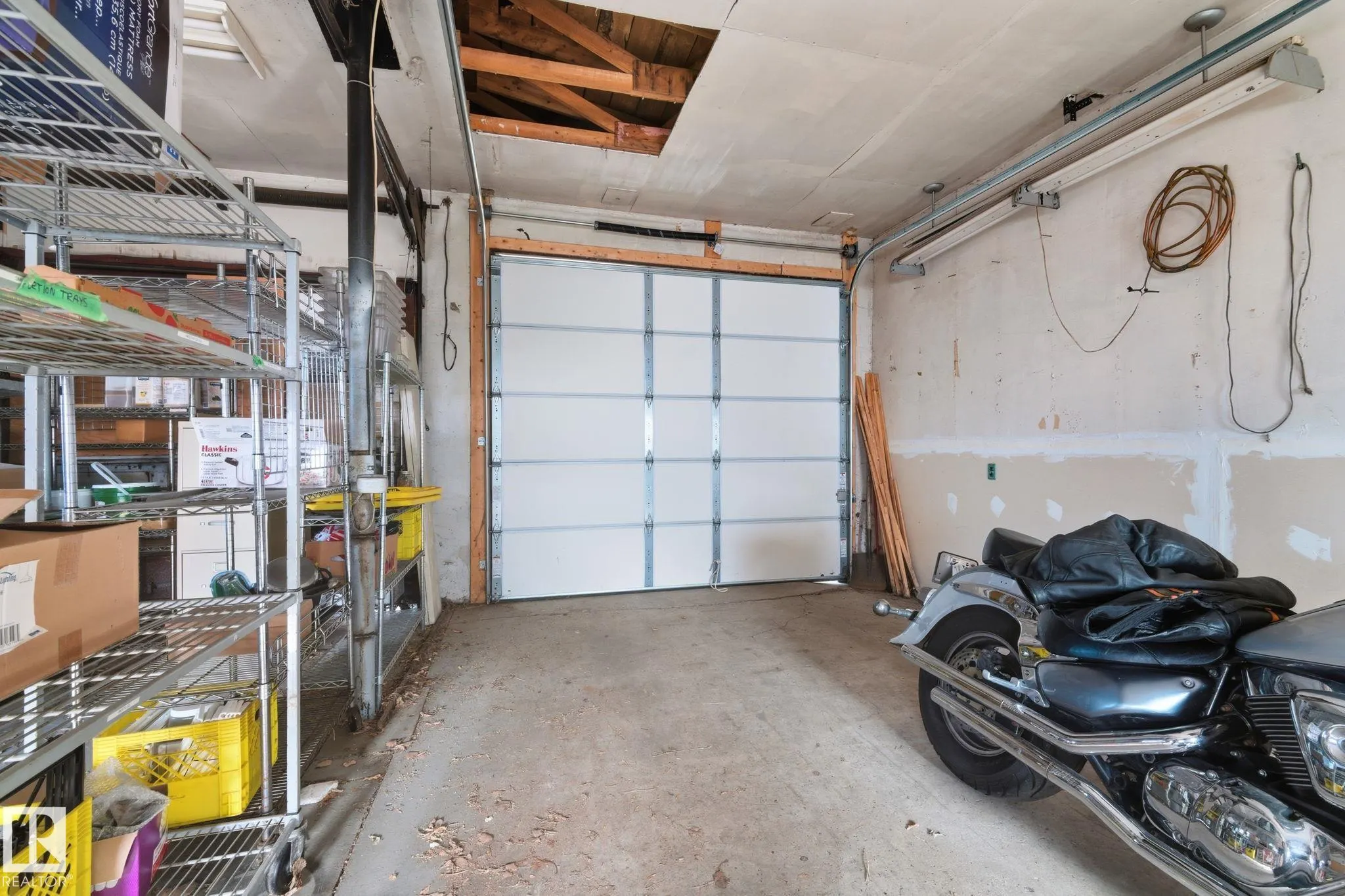 9508 9510 128 Avenue