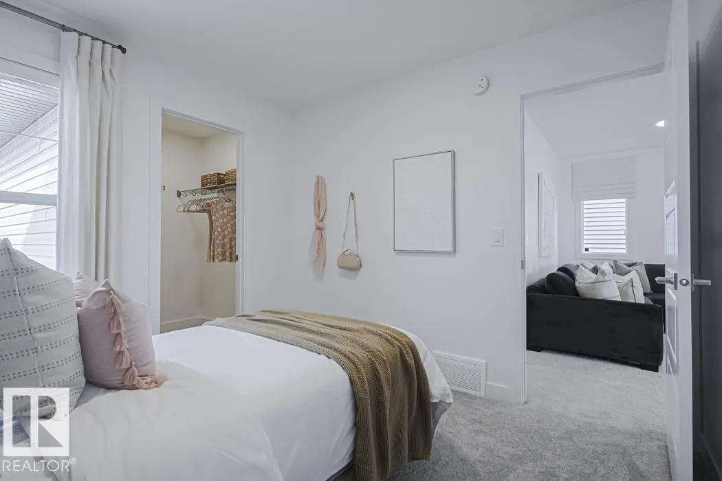 89 SUNLAND Way