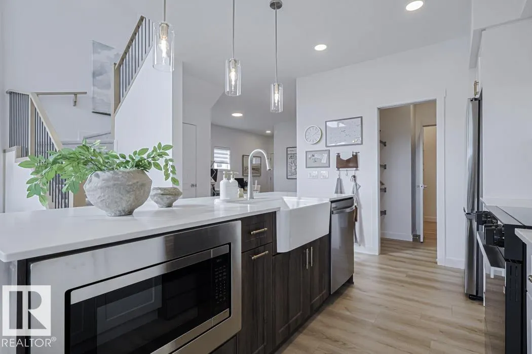 89 SUNLAND Way