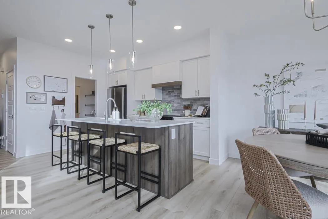 89 SUNLAND Way
