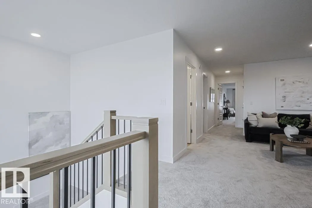 89 SUNLAND Way