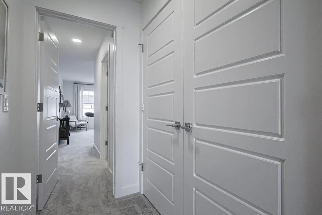 89 SUNLAND Way