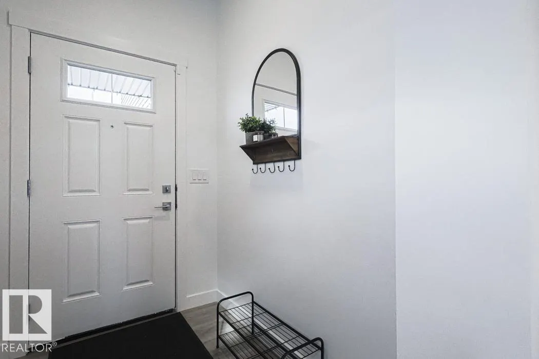 89 SUNLAND Way
