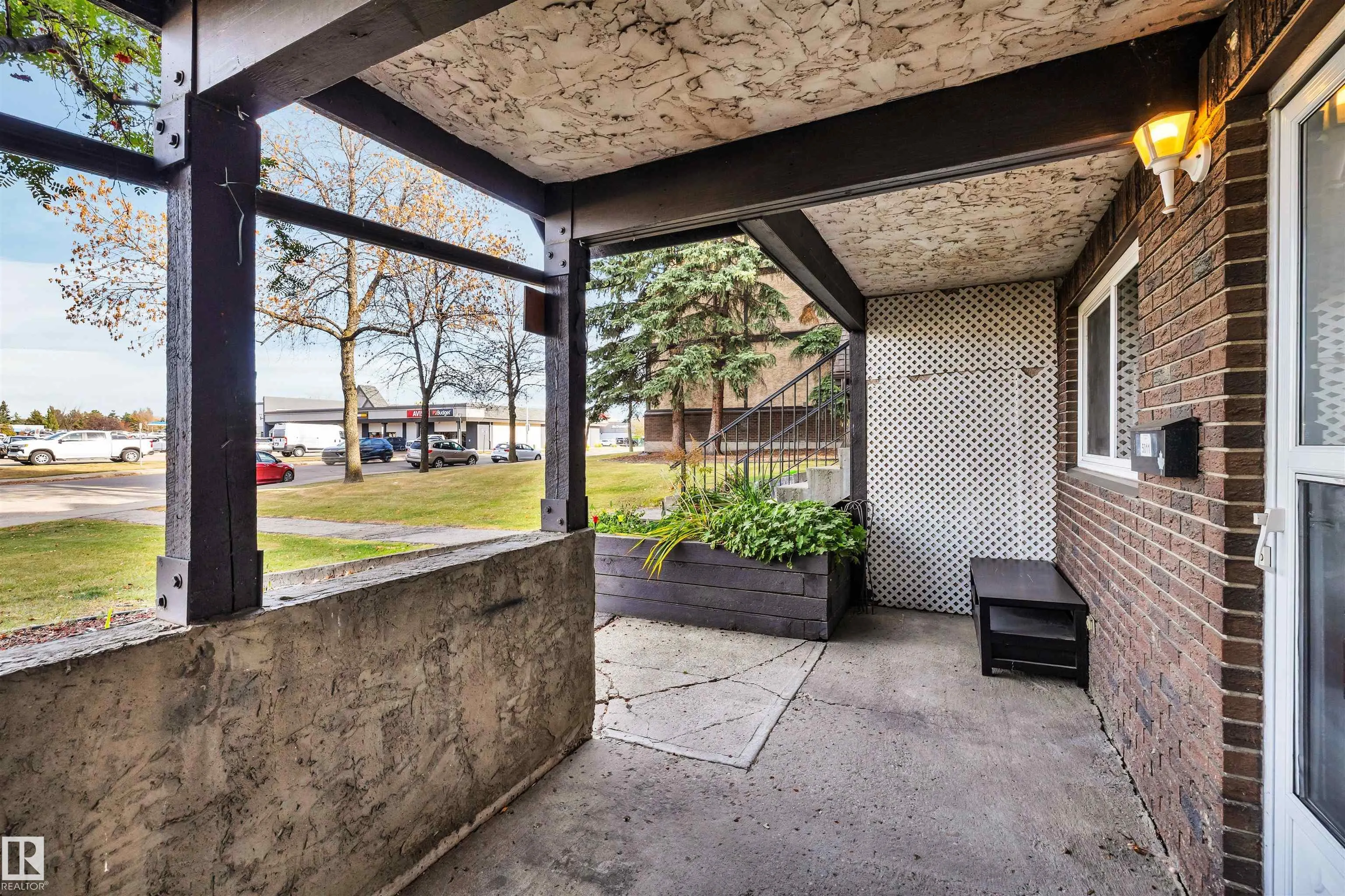 5011 TUDOR Glen
