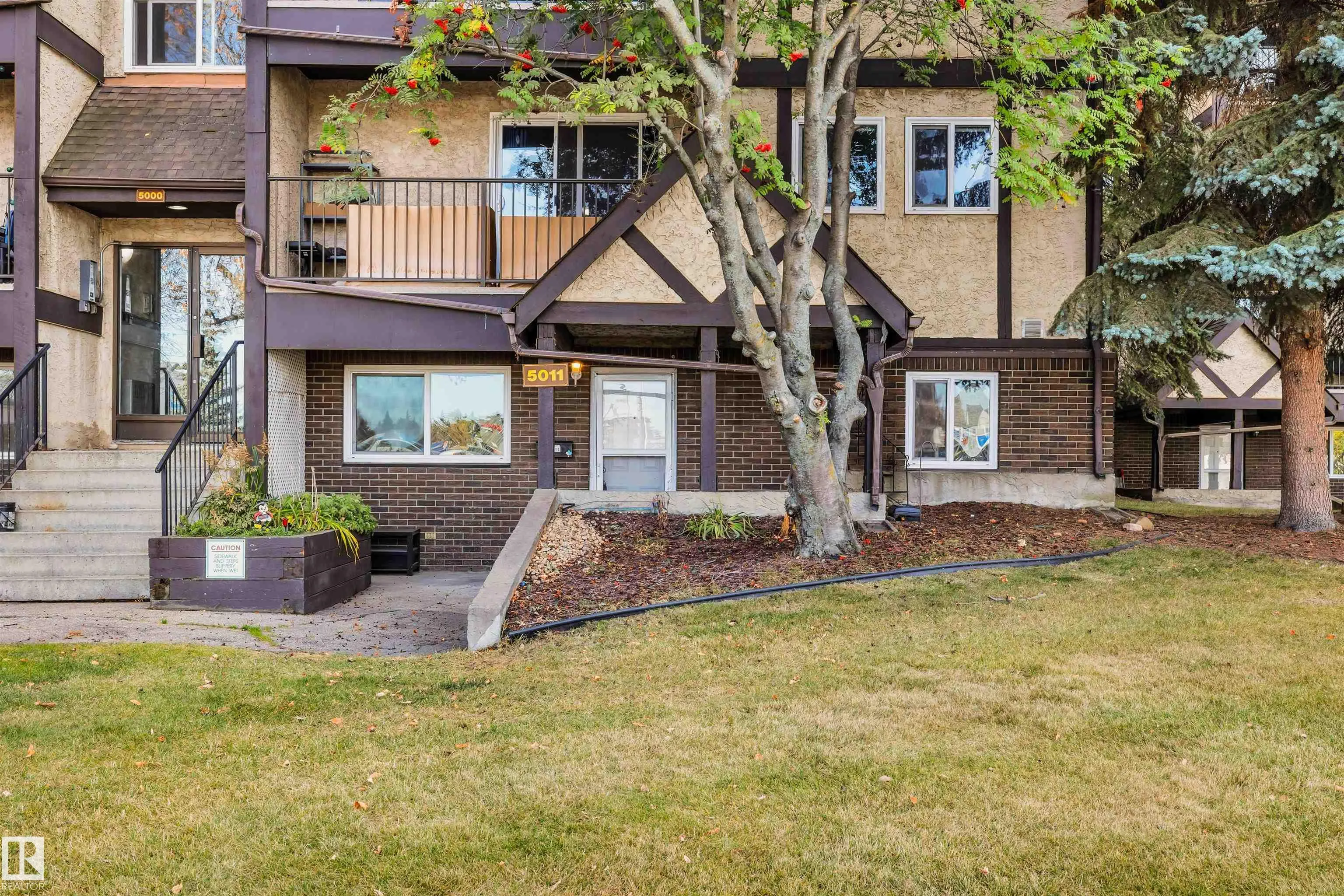 5011 TUDOR Glen