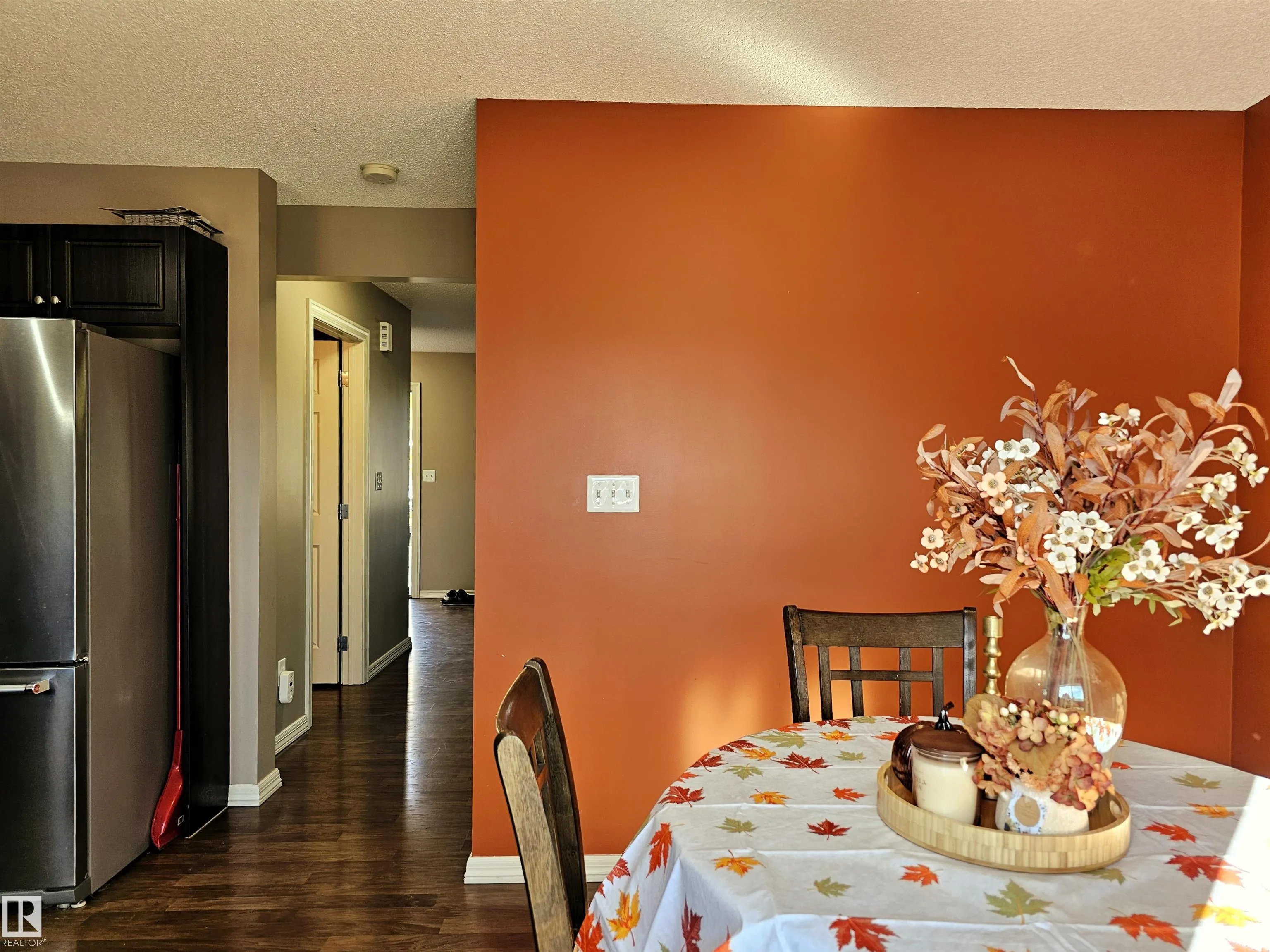1404 HERMITAGE Road