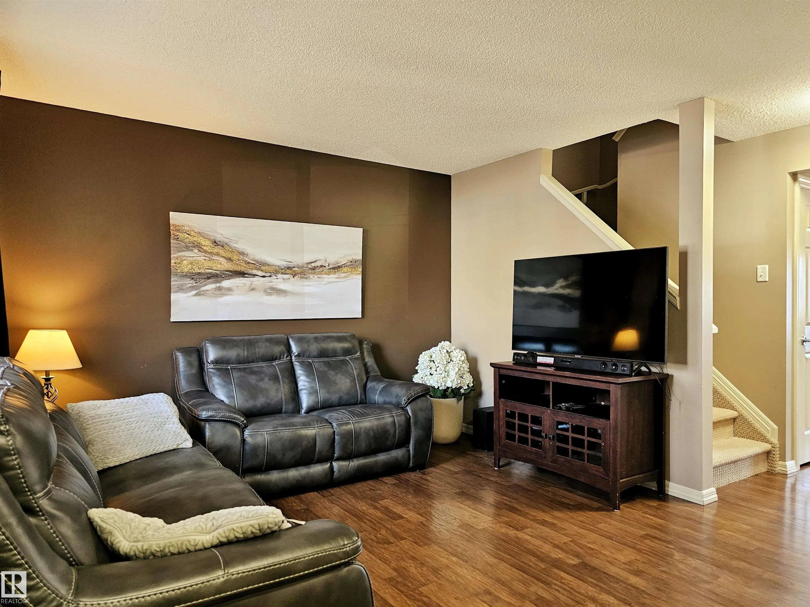 1404 HERMITAGE Road