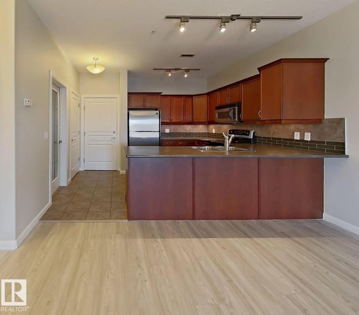 160 MAGRATH Road