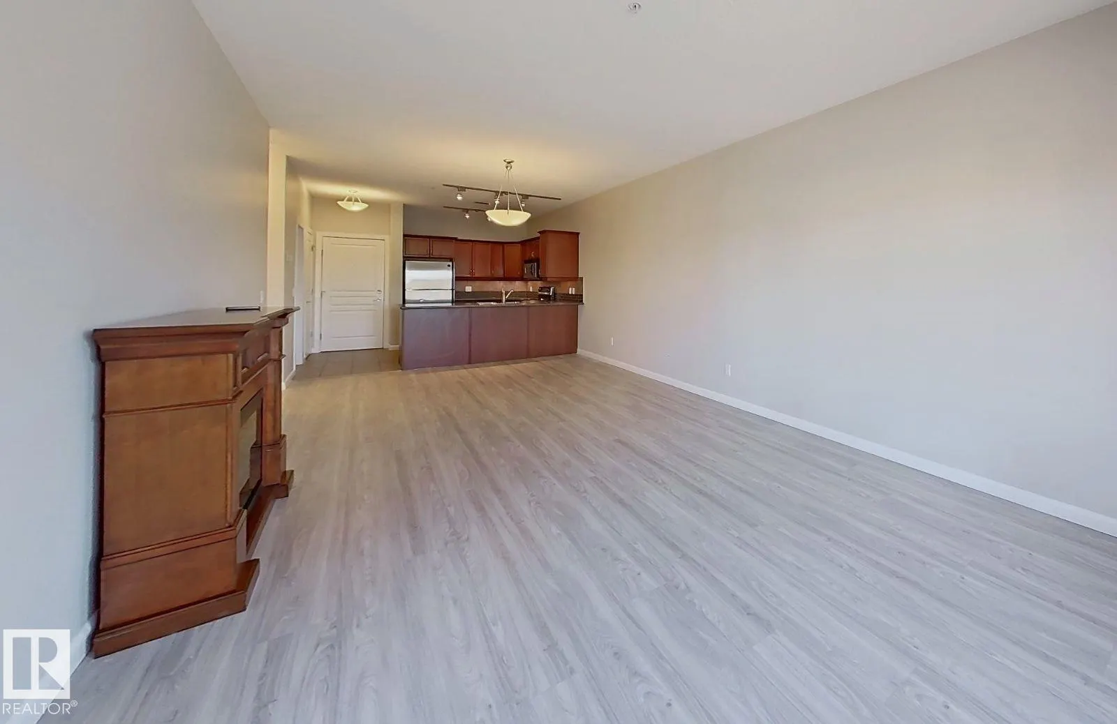 160 MAGRATH Road