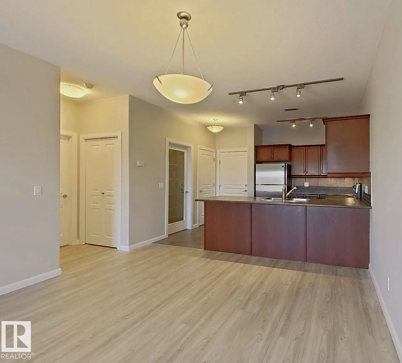 160 MAGRATH Road