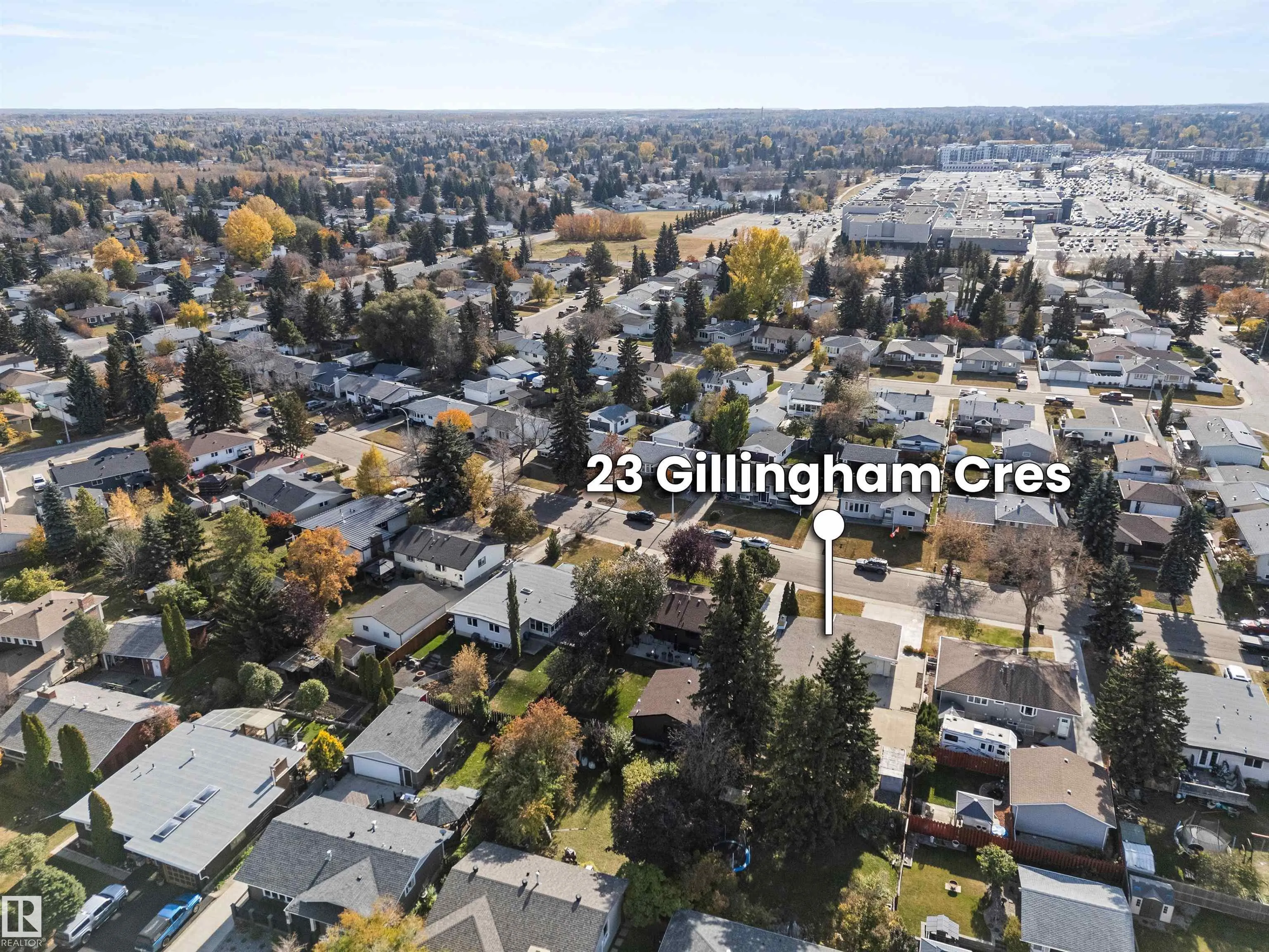 23 GILLINGHAM Crescent