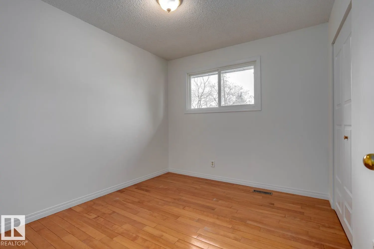46 UMBACH Road