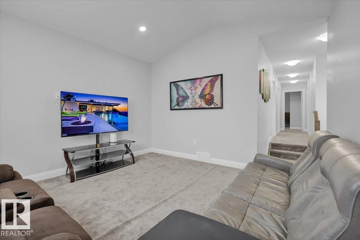 5309 Bon Acres Crescent