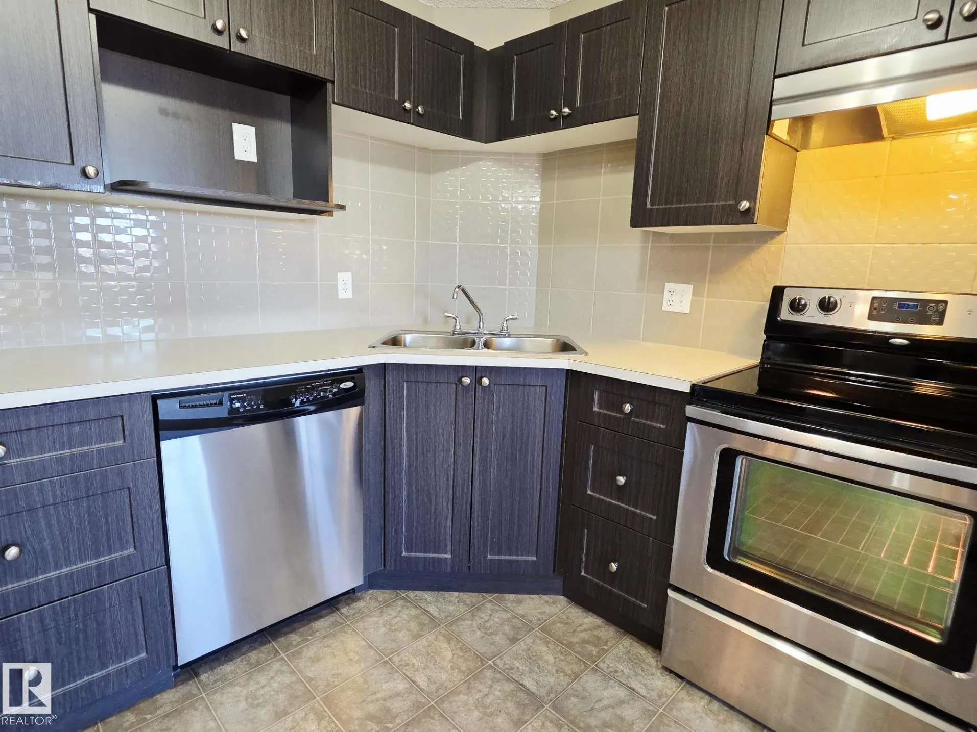 1520 HAMMOND GATE