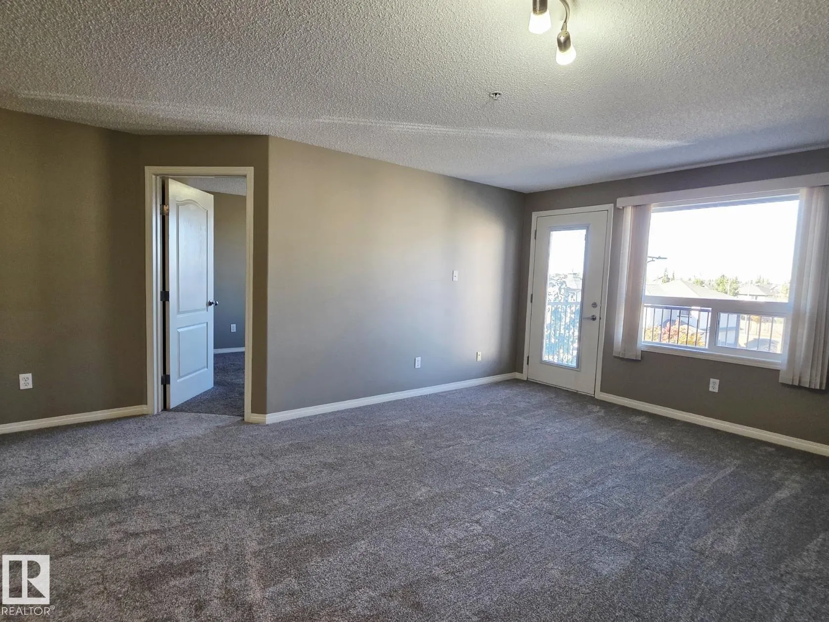 1520 HAMMOND GATE