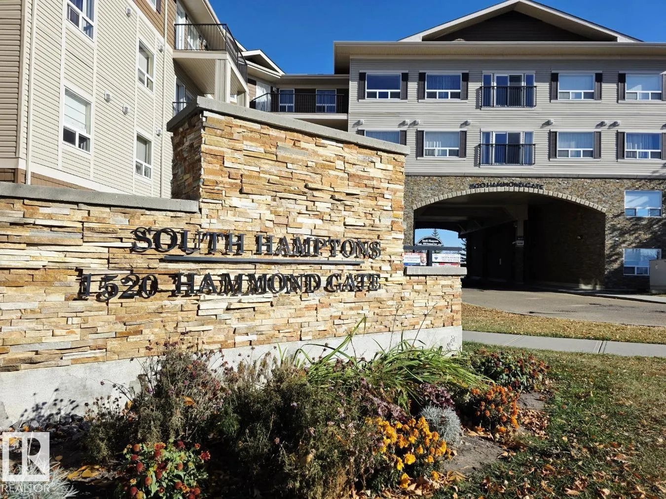 1520 HAMMOND GATE
