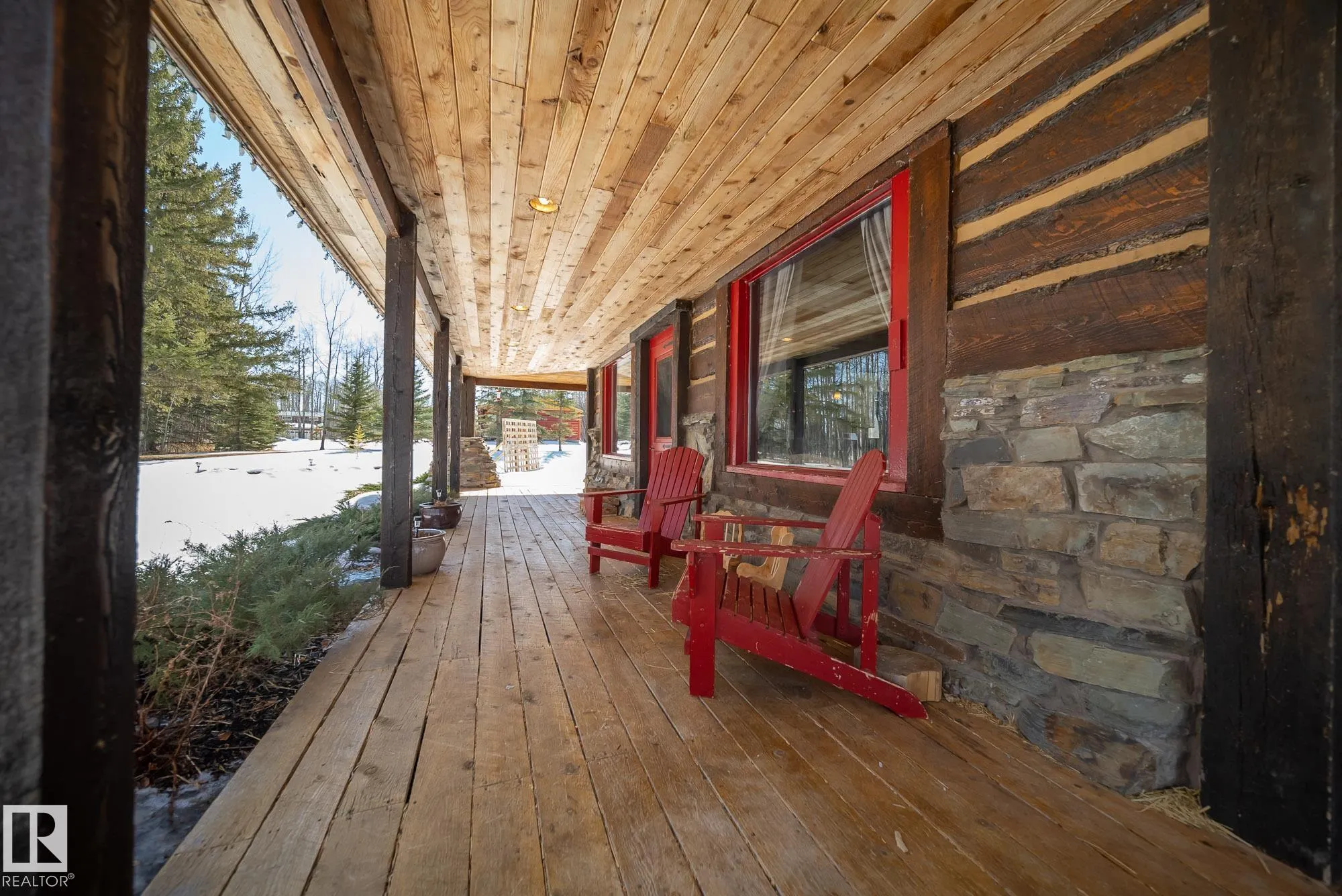 580 Poplar Bay Drive