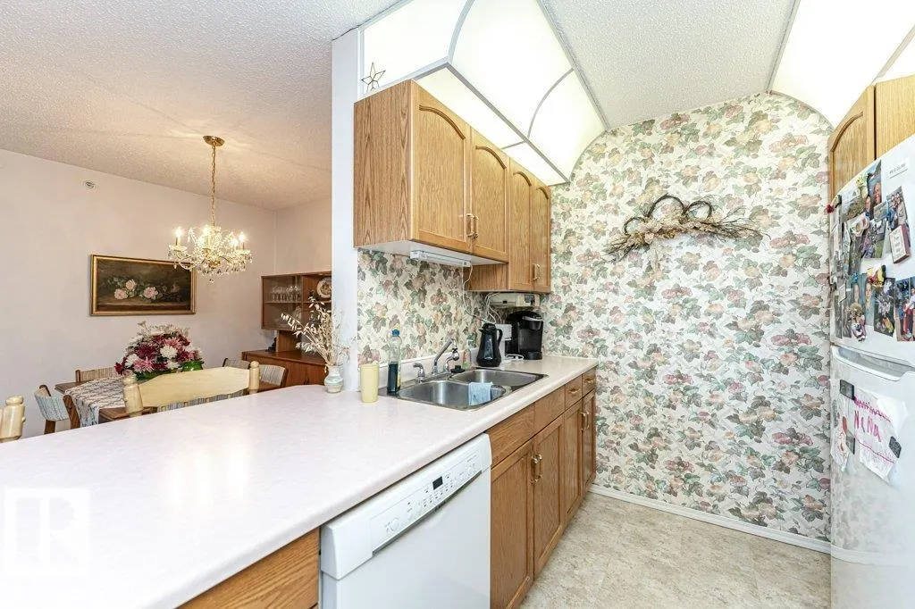 911 RABBIT HILL Road