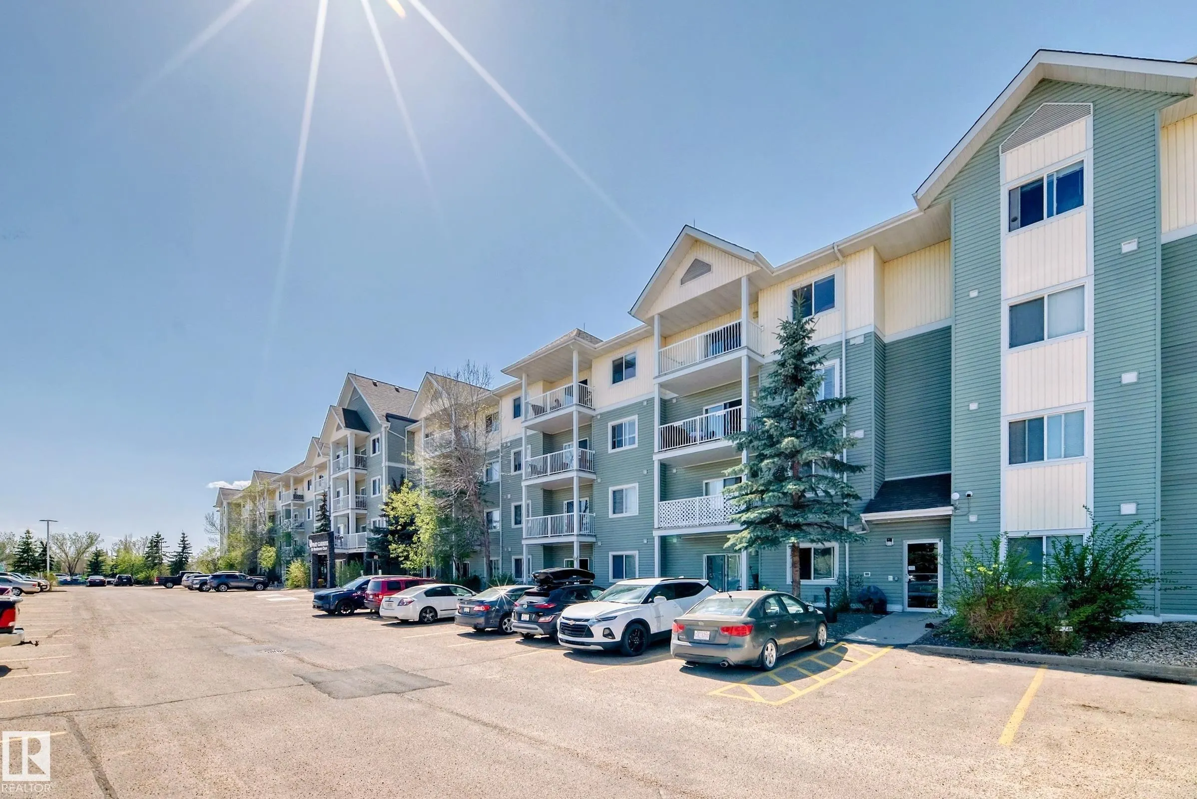 50 Woodsmere Close