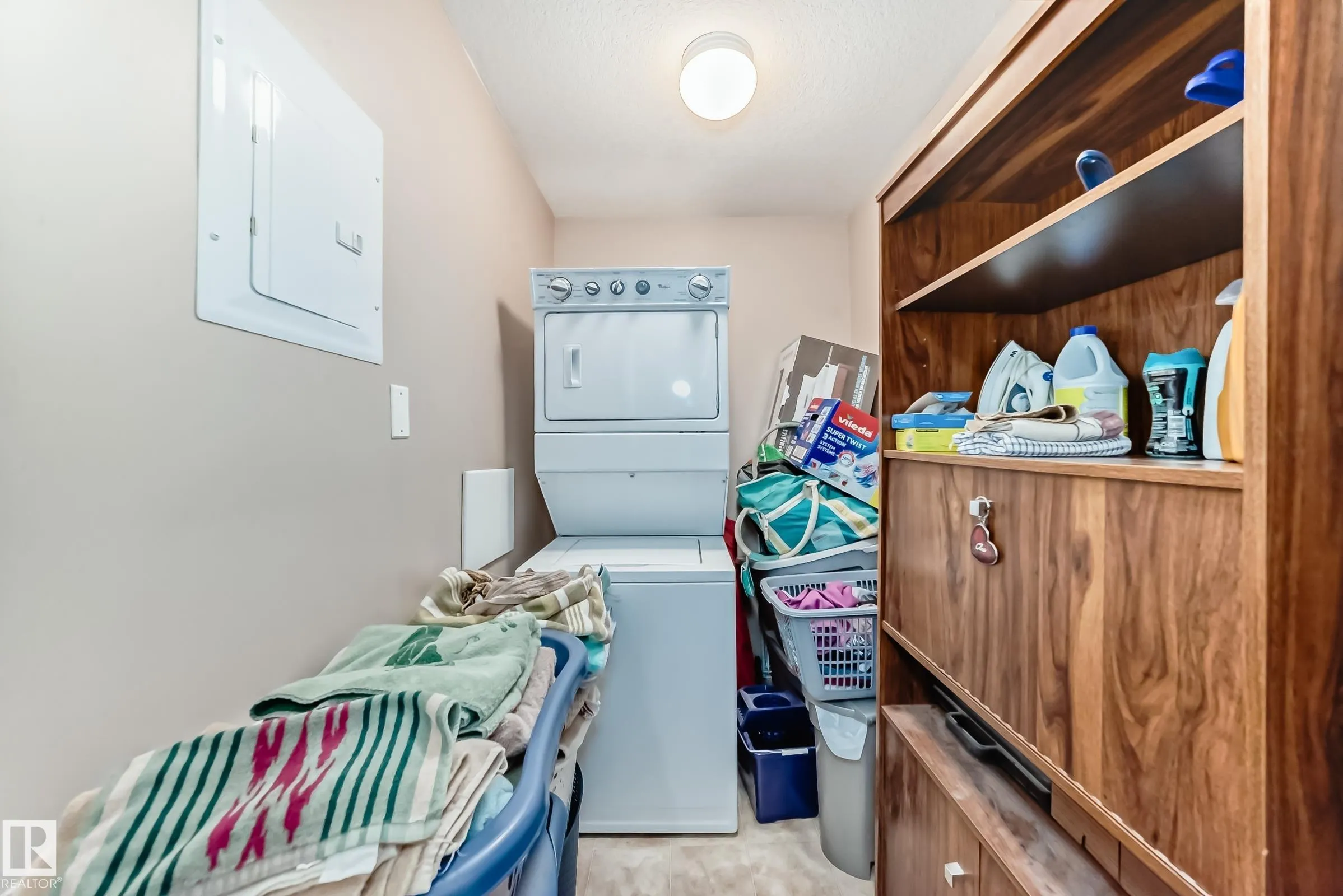 50 Woodsmere Close