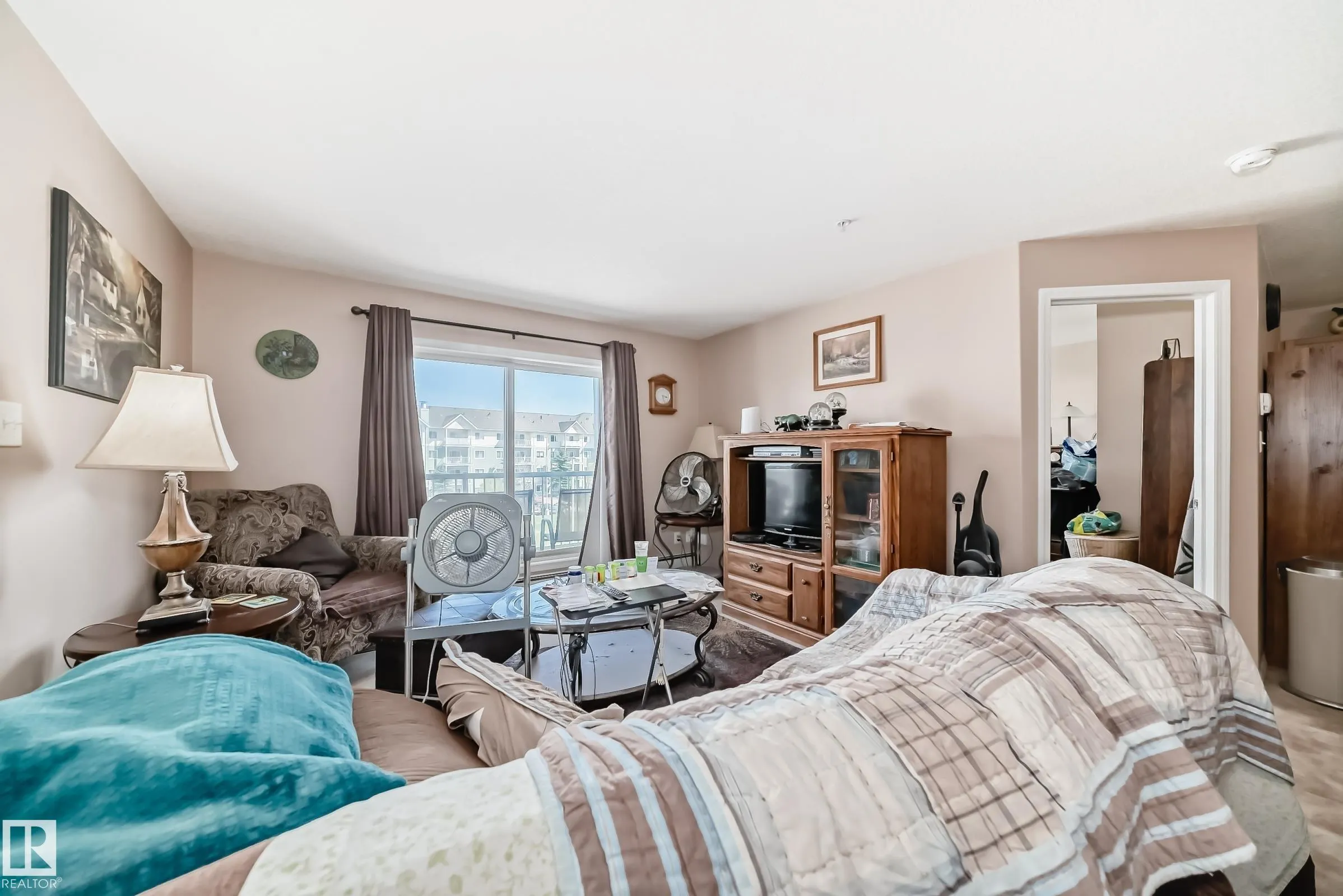 50 Woodsmere Close