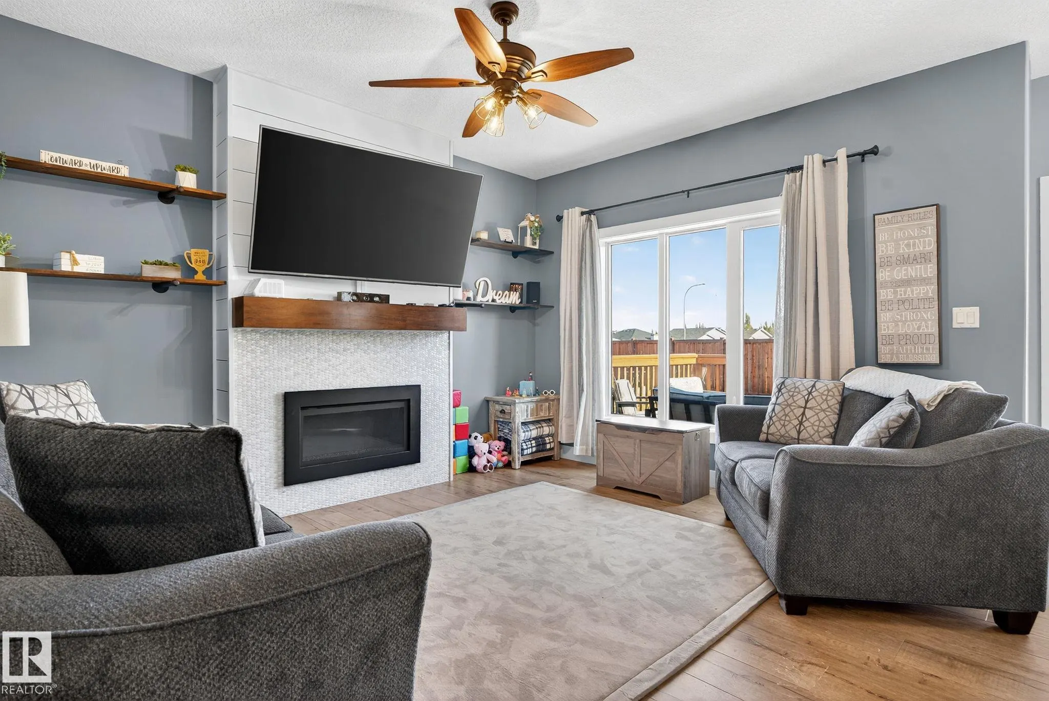 775 BERG Loop