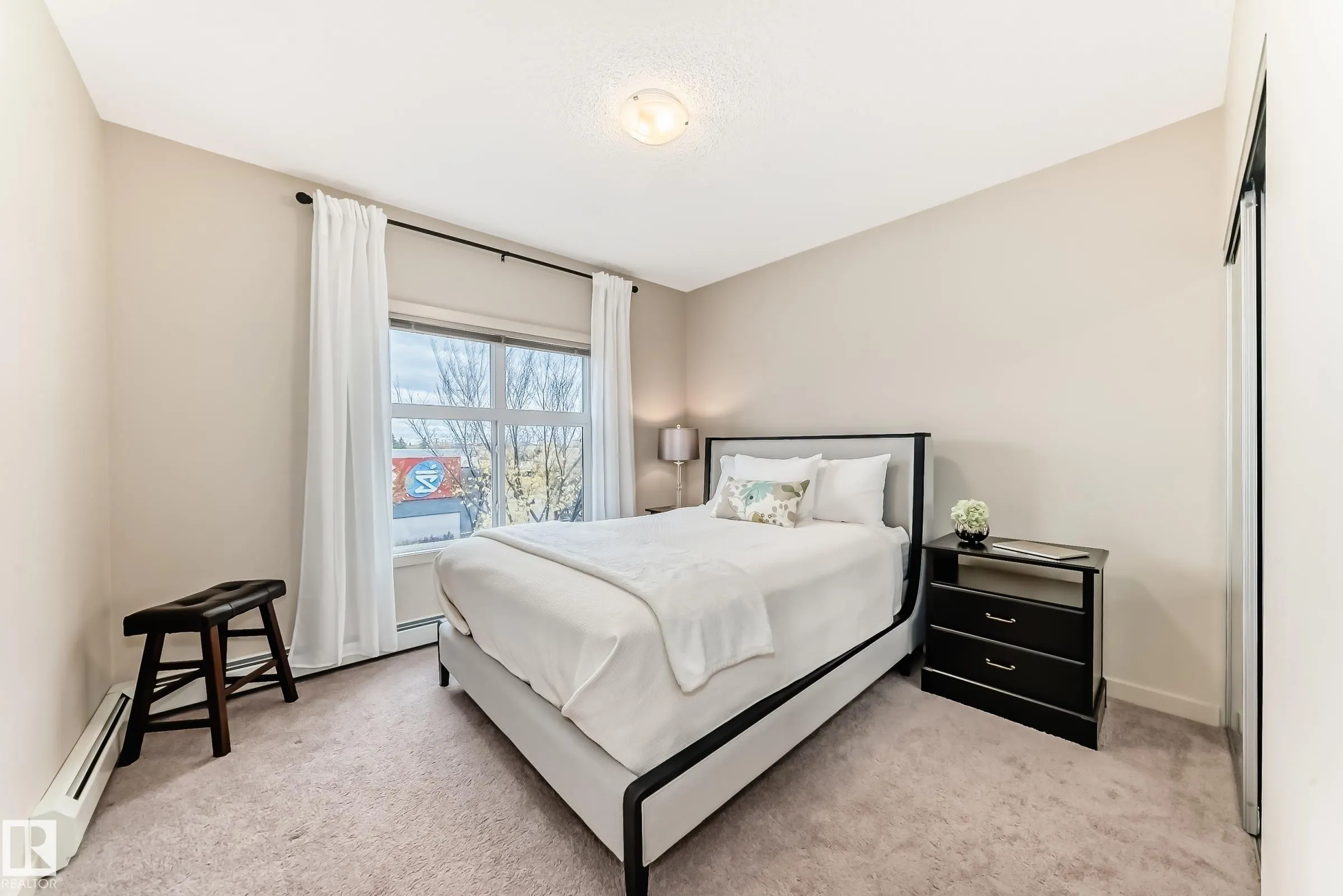 504 GRIESBACH Parade