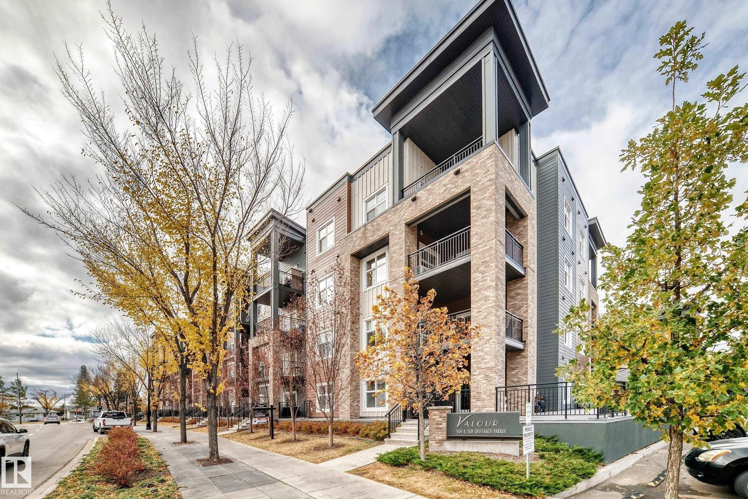 504 GRIESBACH Parade
