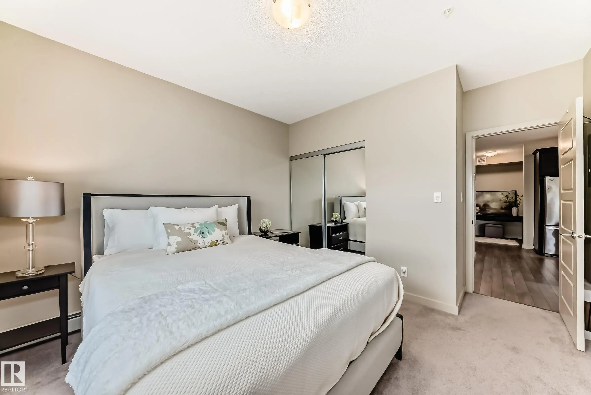 504 GRIESBACH Parade