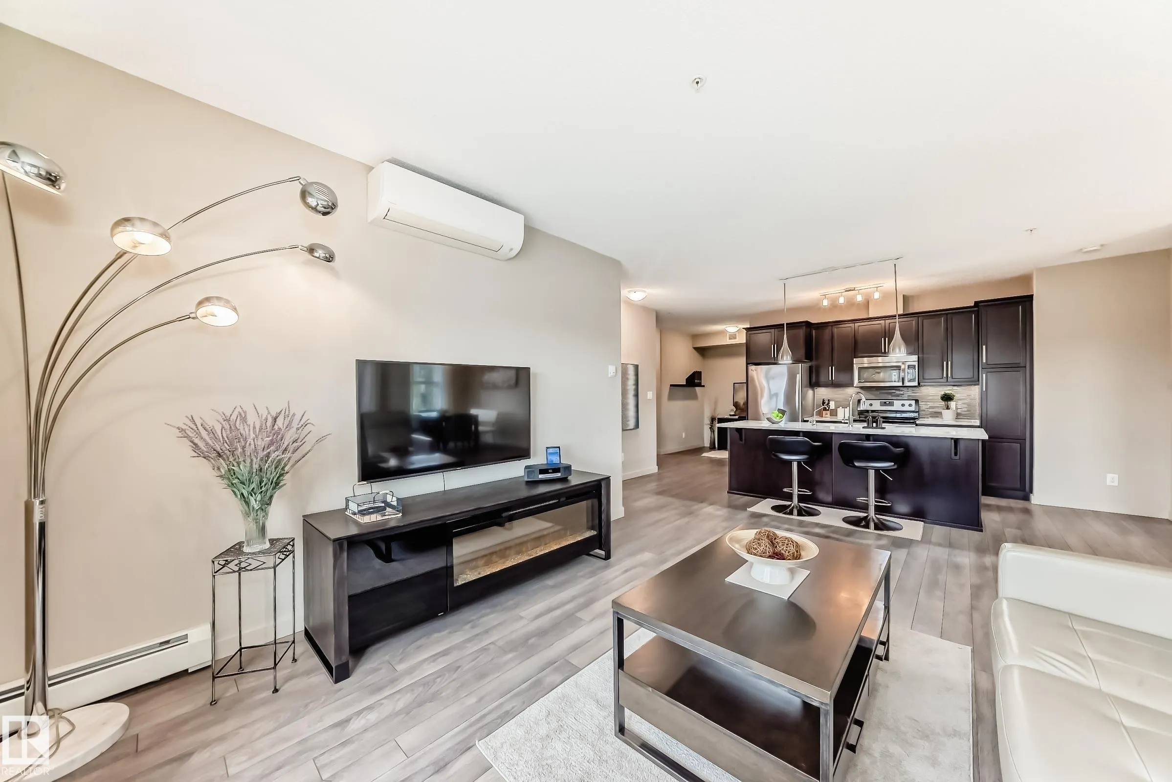 504 GRIESBACH Parade