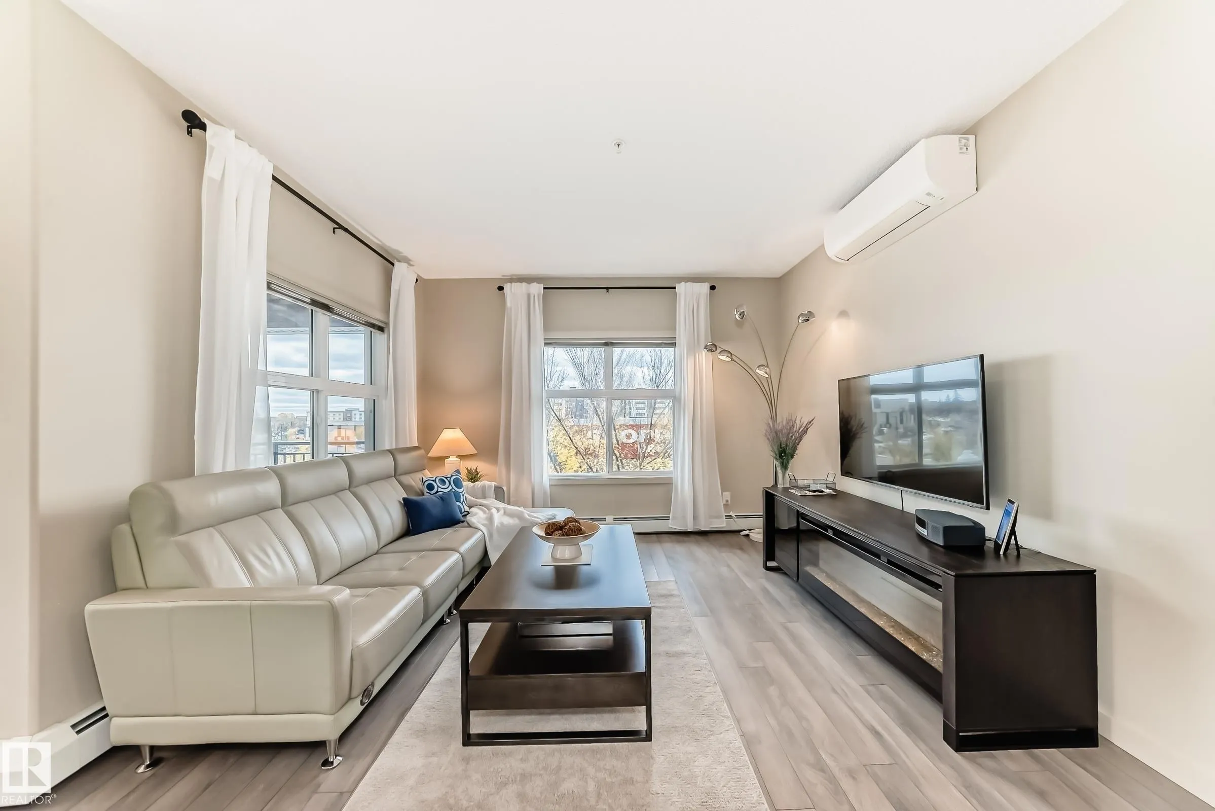 504 GRIESBACH Parade