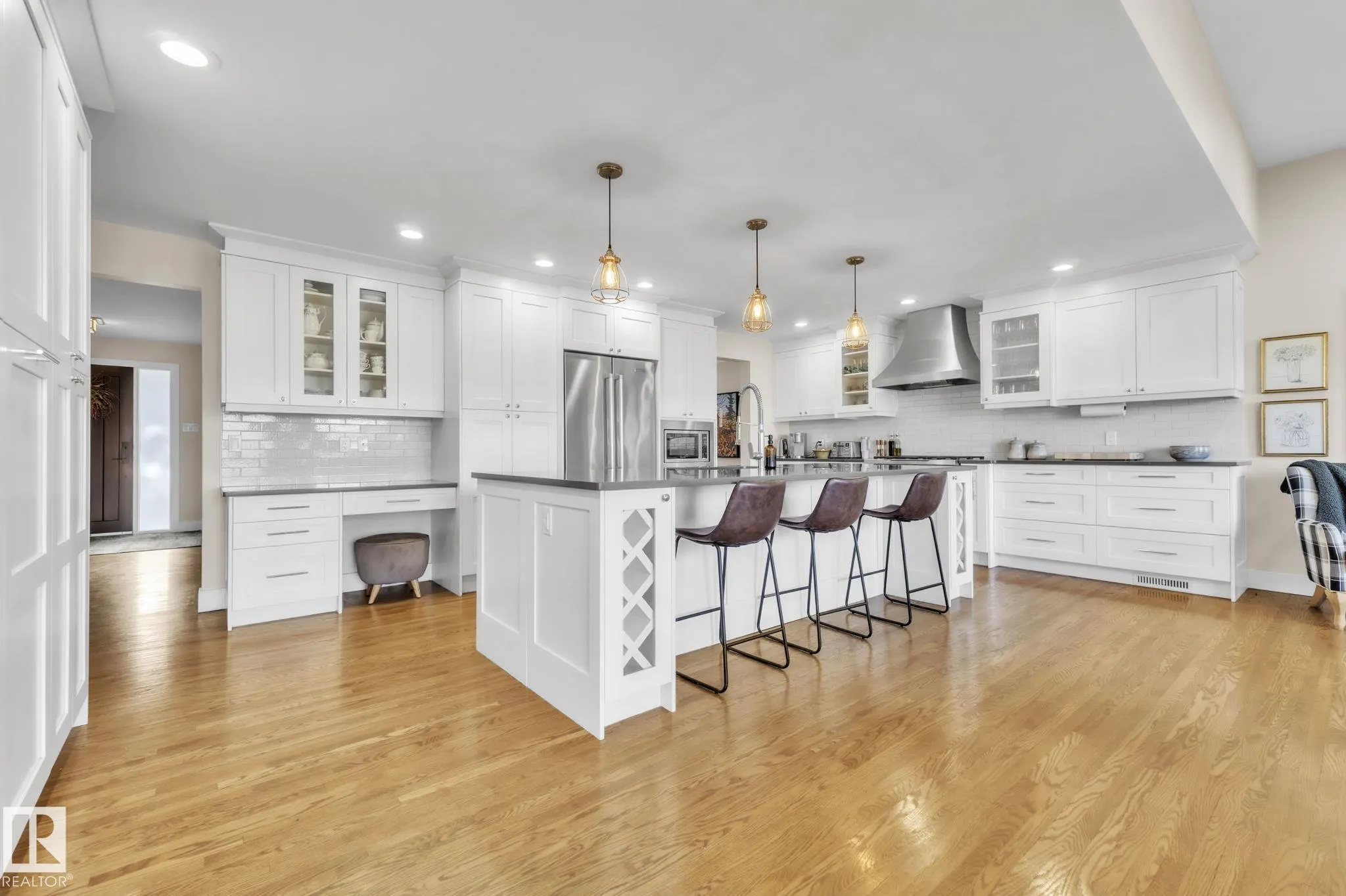 26 BEAUVISTA Drive